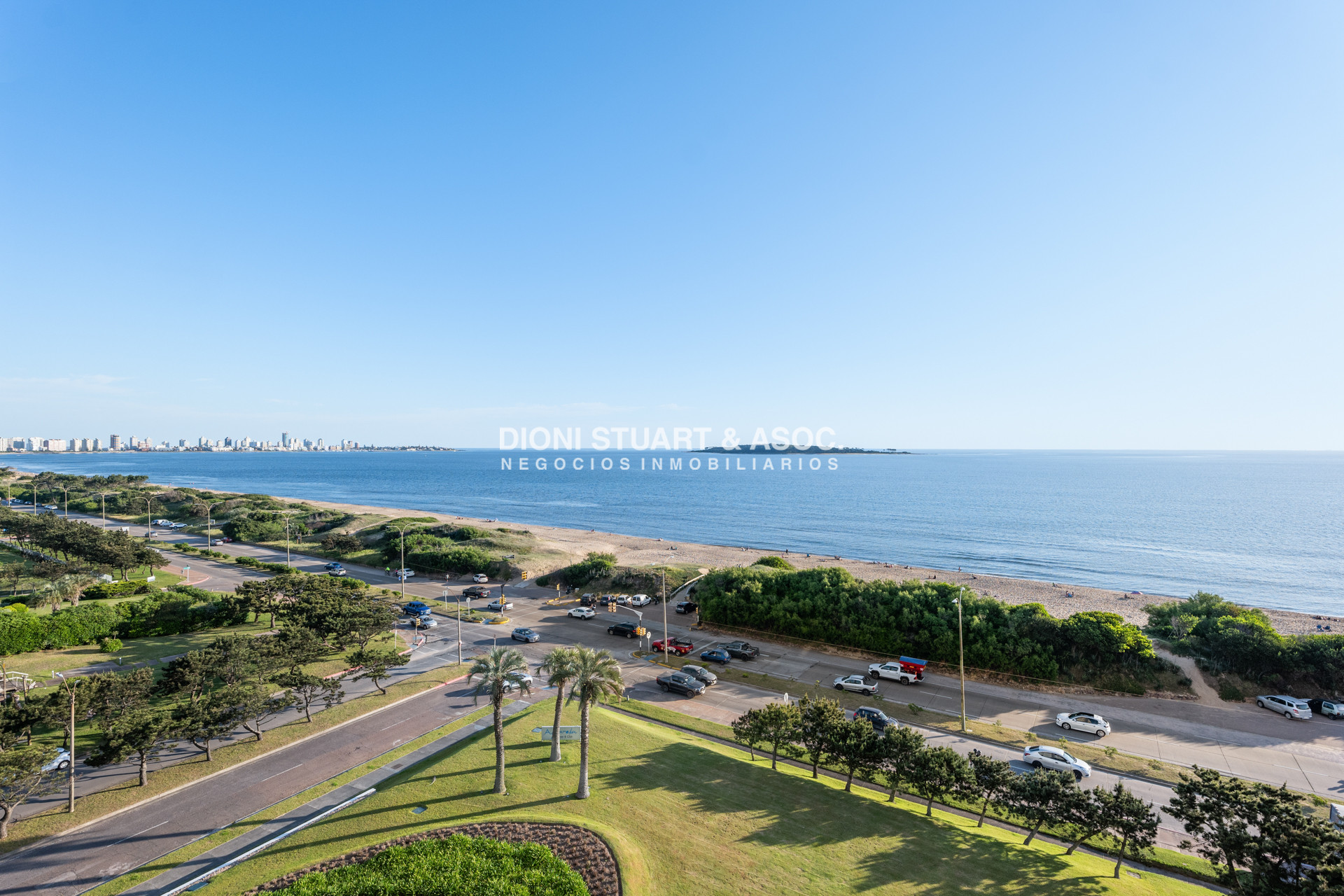 Apartamento ID.815 - Aquarela Esquinero En Venta - 3 Suites + dep - La mejor orientación