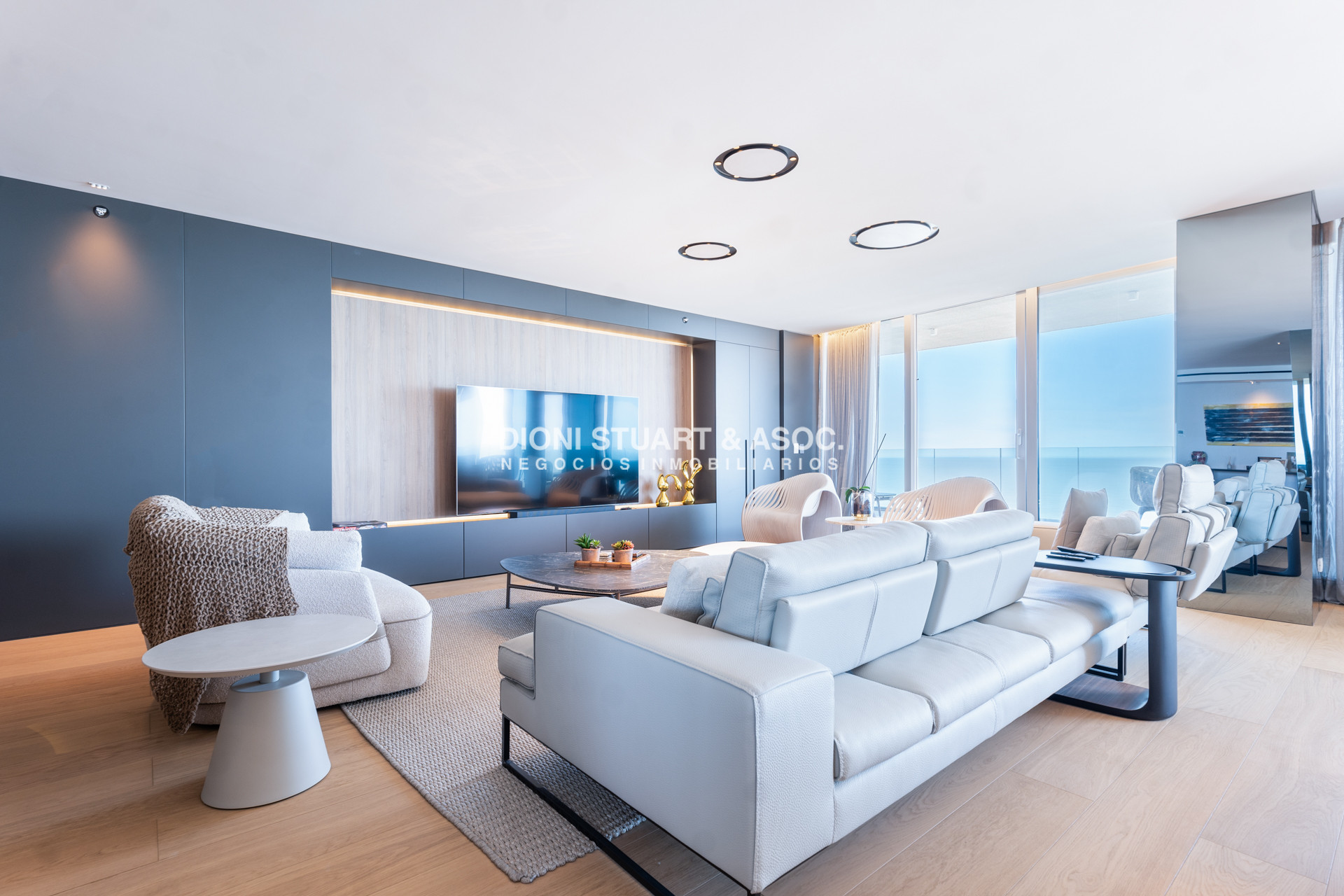 Apartamento ID.1121 - TRUMP UNIFICADO - 4 SUITES + DEPENDENCIA