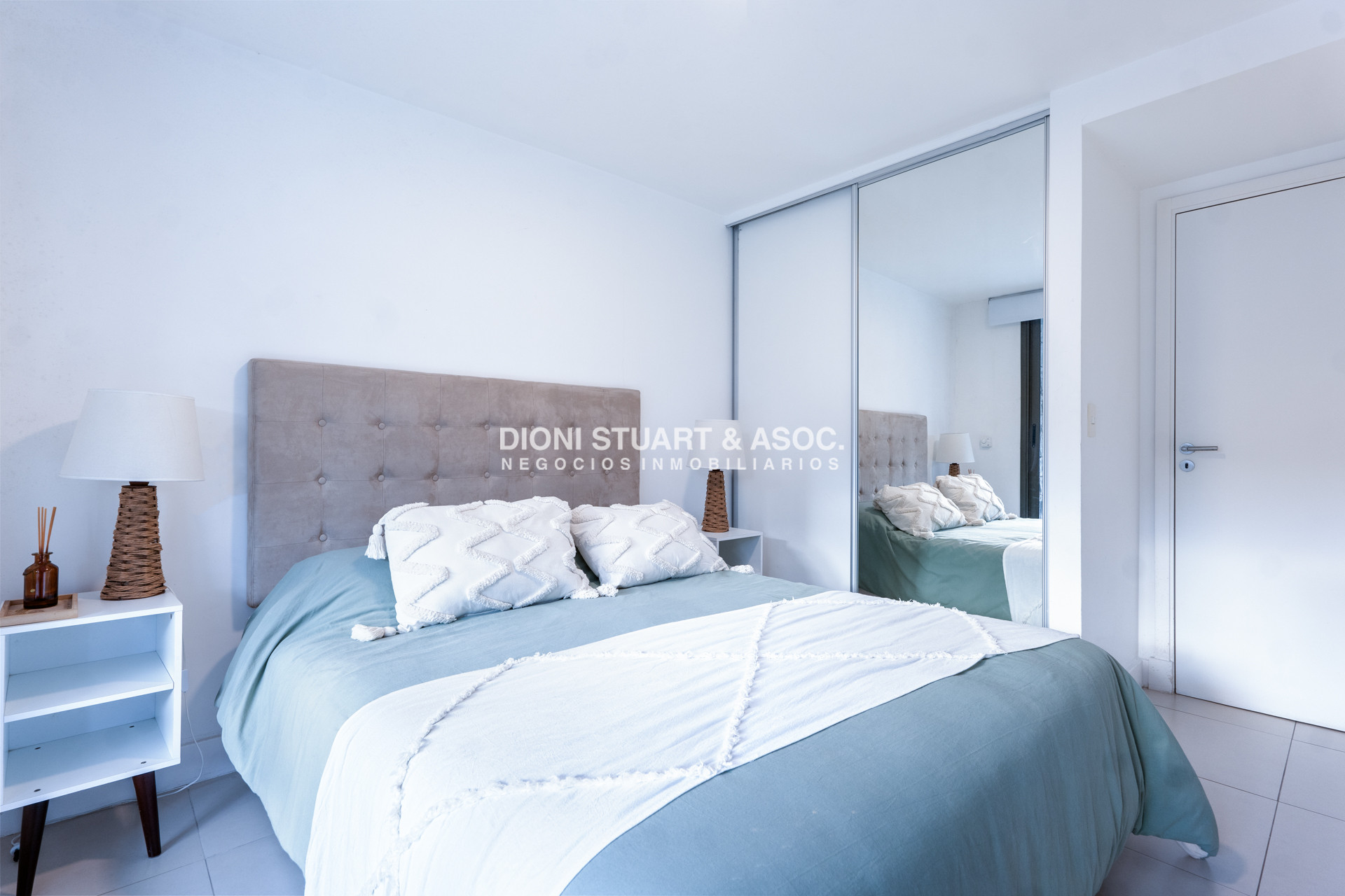 Apartamento ID.1050 - VENTA APARTAMENTO 1 DORM Y MEDIO CON PARRILLERO - EDIFICIO UNIQUE 