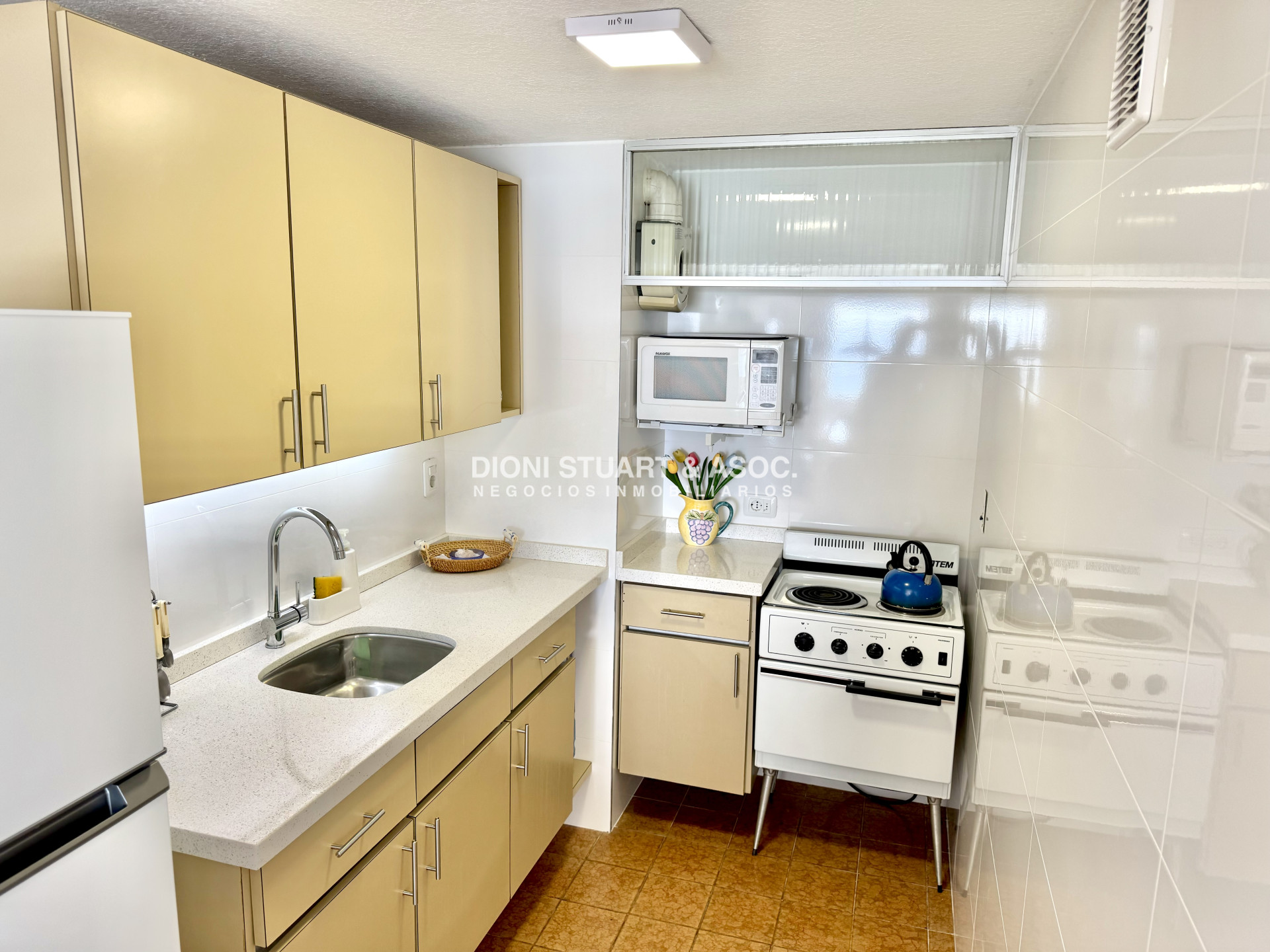 Apartamento ID.1135 - ALQUILER DE TEMPORADA 2 DORMITORIOS Y MEDIO PLAYA MANSA - COMPLEJO LINCOLN CENTER