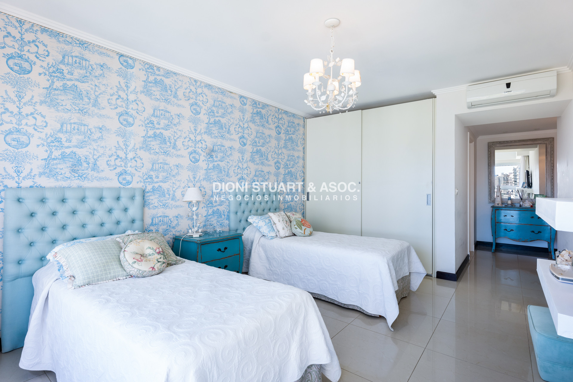 Apartamento ID.839 - Torre Lobos Esquinero - 3 Dorm en suite + Dep.