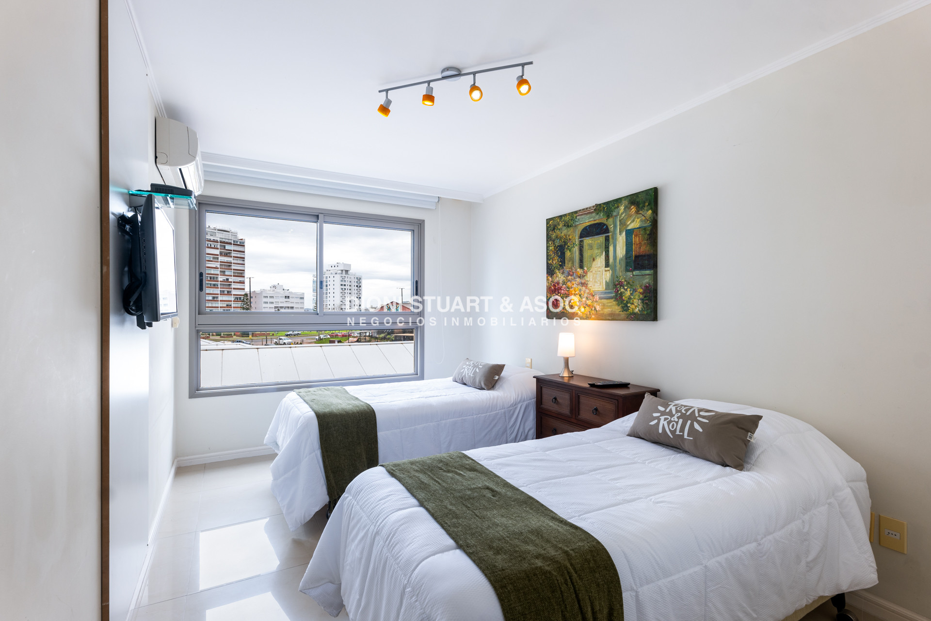 Apartamento ID.771 - IMPERIALE I OPORTUNIDAD EN VENTA APARTAMENTO CENTRAL 3 DORM 