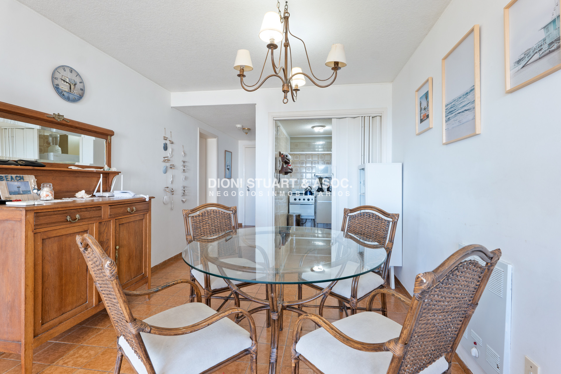 Apartamento ID.26 - Alquiler Frente al Mar (Febrero - Carnaval y Turismo Libre) - 1 Dormitorio y Medio - 4 Personas - Piscina y Serv. de Playa - Complejo Lincoln Center
