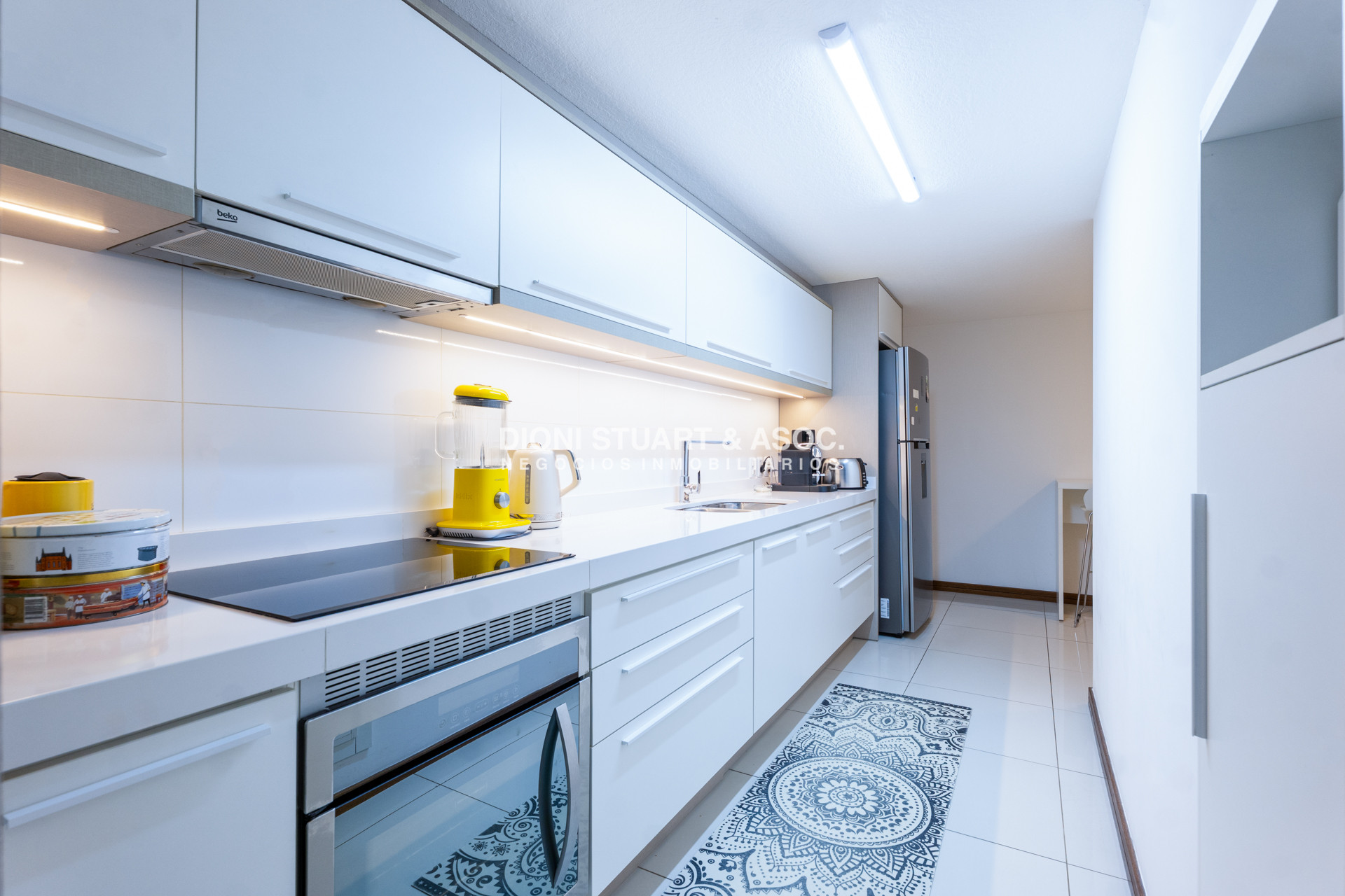 Apartamento ID.1033 - APARTAMENTO EN VENTA RECICLADO FRENTE AL MAR - 3 DORMITORIOS + DEPENDENCIA - TORRE JEFFERSON - COMPLEJO LINCOLN CENTER