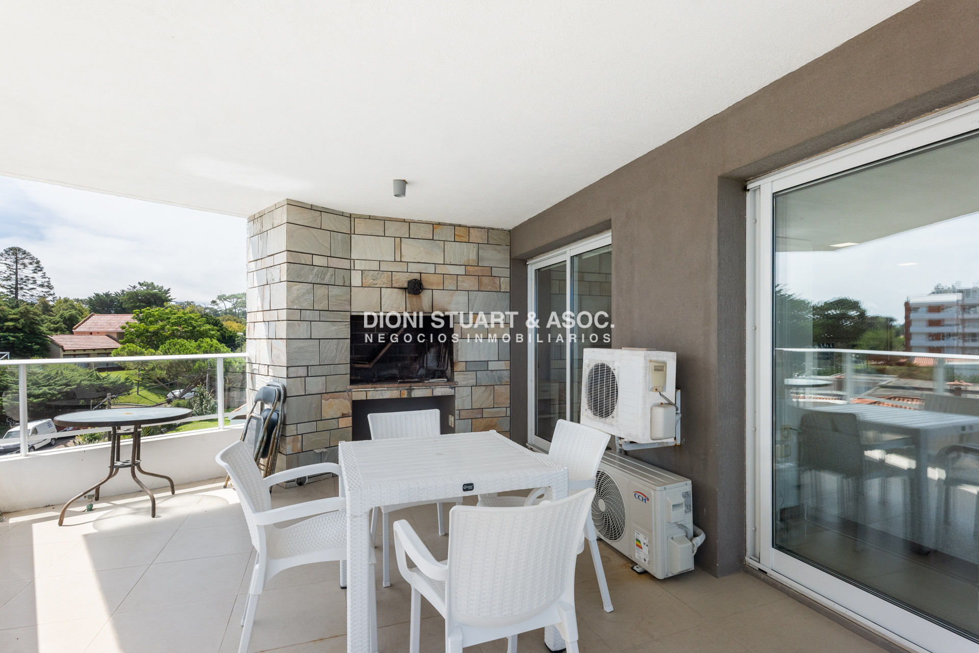 Apartamento ID.16 - Apartamento en Venta Frente Al Mar -  Mansa - Con Parrillero - 1 Dormitorio - Moderno