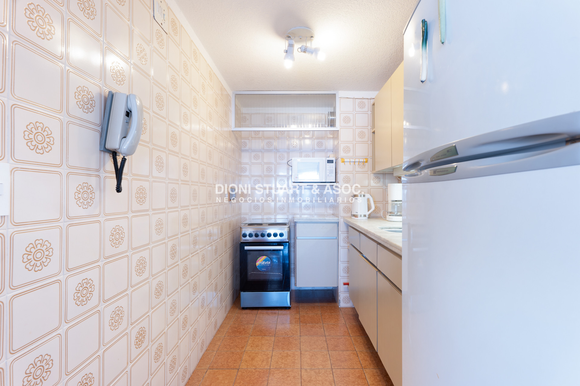 Apartamento ID.444 - APARTAMENTO EN VENTA DE 1 DORMITORIO Y MEDIO FRENTE AL MAR - PLAYA MANSA - COMPLEJO LINCOLN CENTER