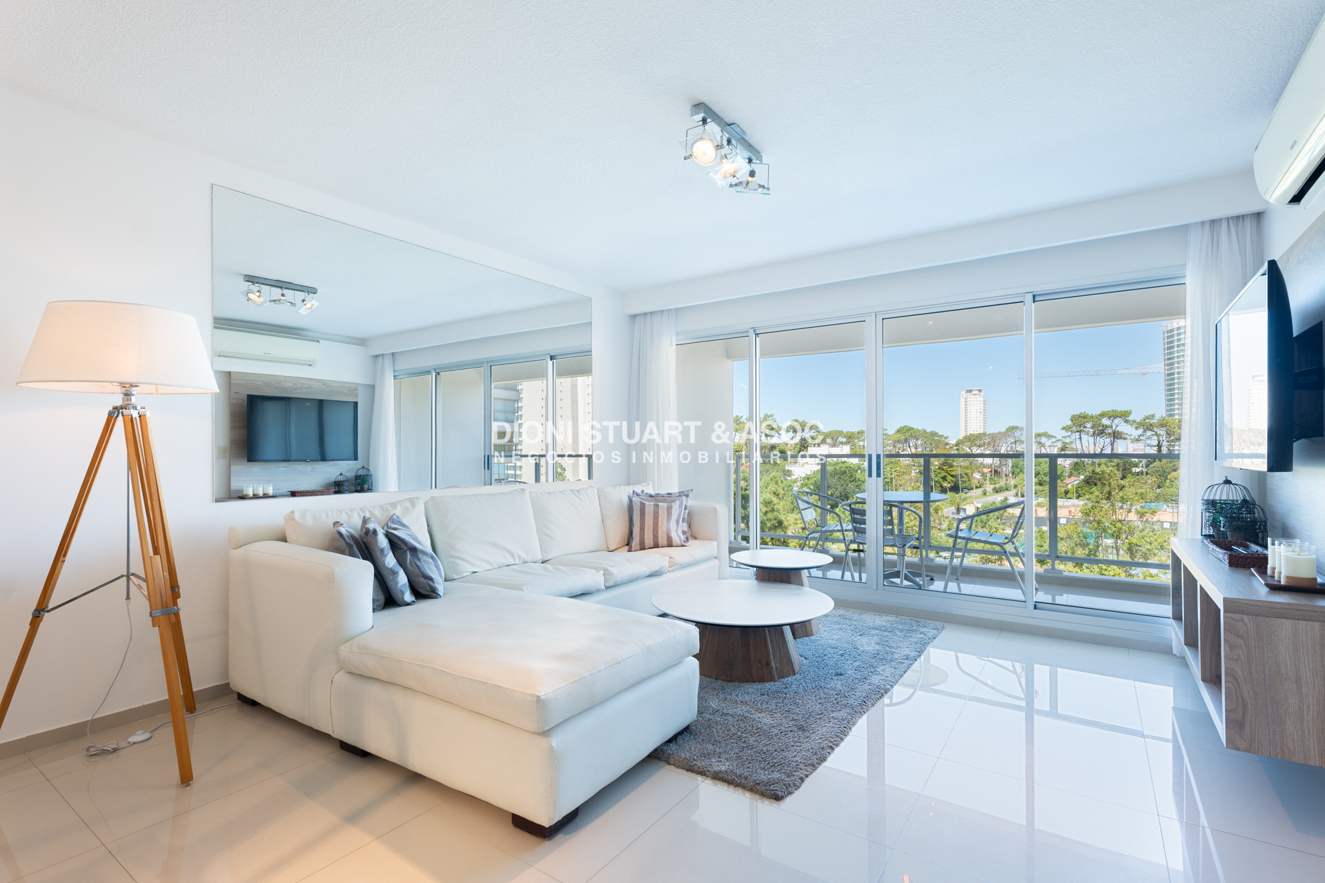 Apartamento ID.633 - Torre Wilson - 3 Dorms y Dependencia - Complejo Lincoln Center