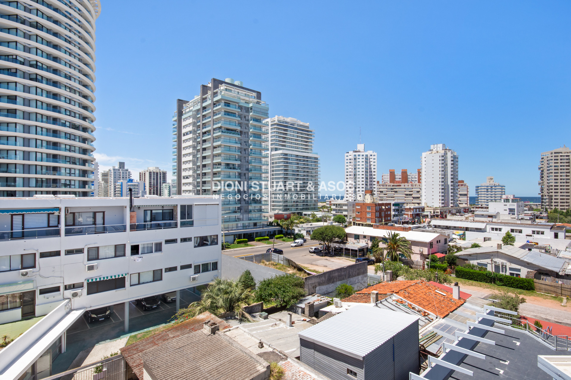 Apartamento ID.446 - Oportunidad Apartamento de 1 Dormitorio En Venta - Punta del Este - Amenities - Bajas Expensas