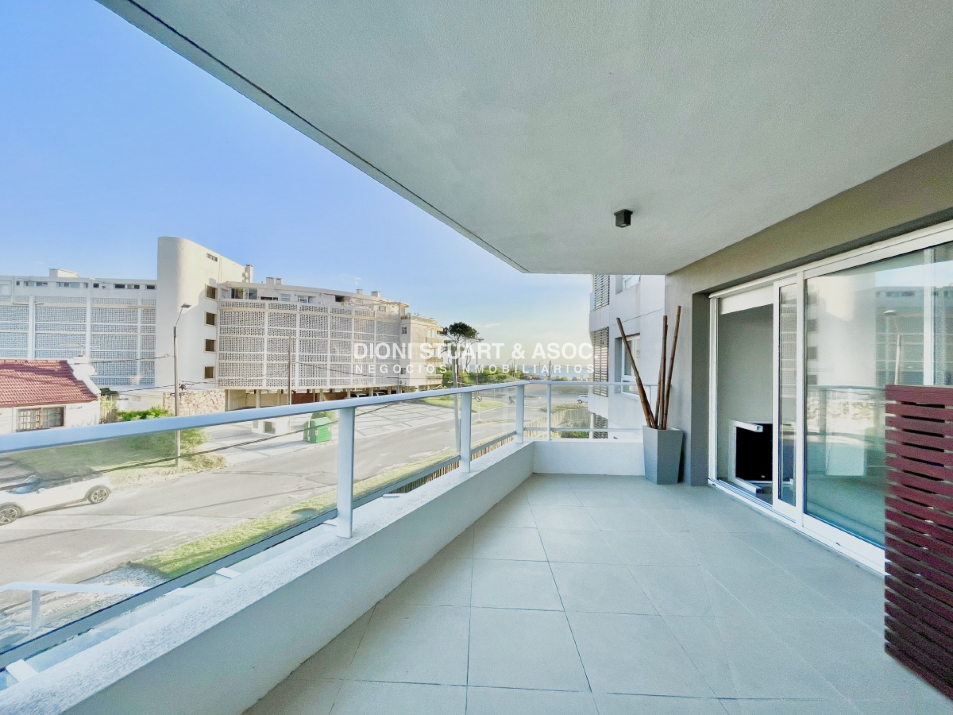 Apartamento ID.17 - APARTAMENTO FRENTE AL MAR CON PARRILLERO DE 1 DORMITORIO EN VENTA PLAYA MANSA