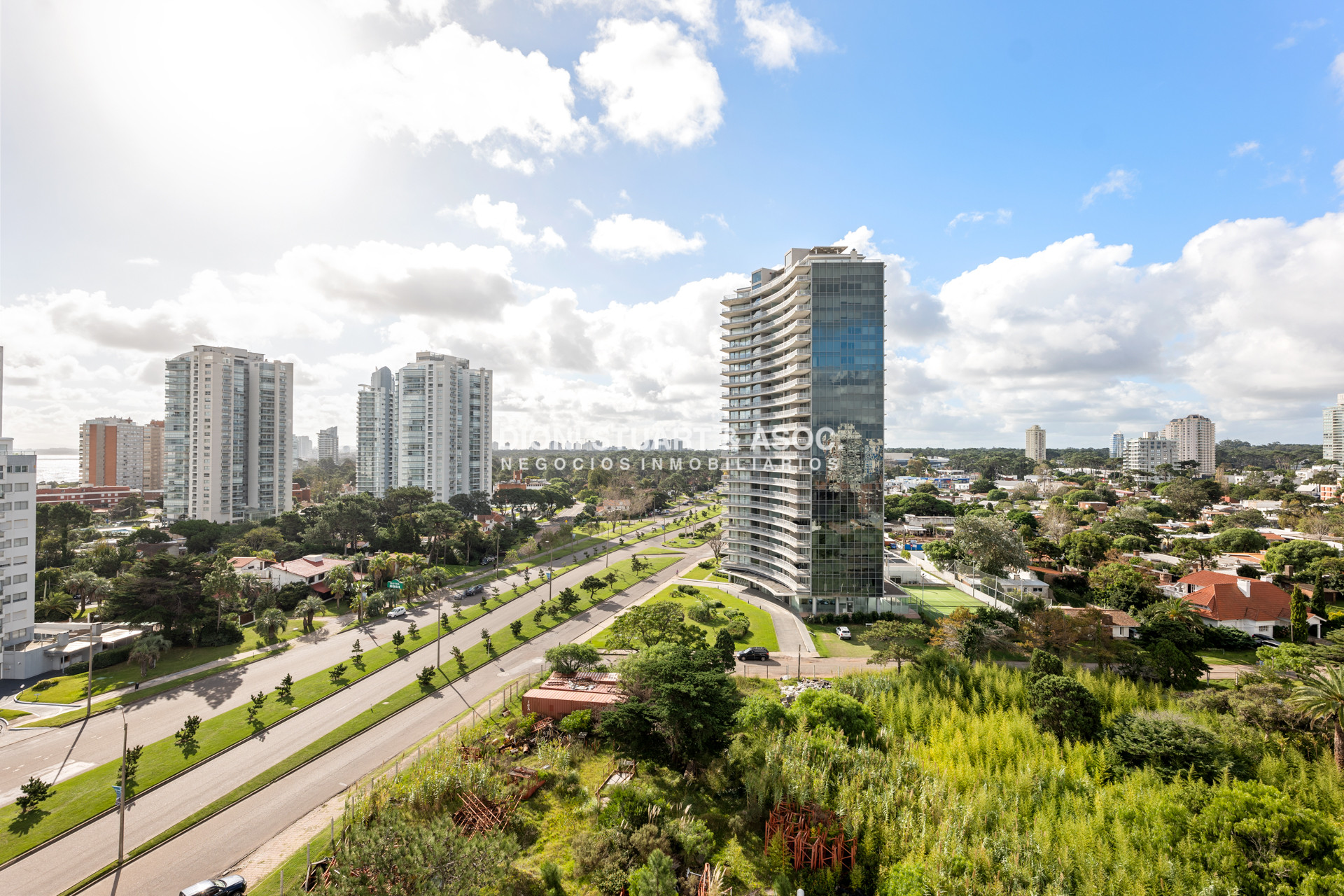 Apartamento ID.662 - CASINO TOWER - EN VENTA - 2 DORM - TIPOLOGÍA 05