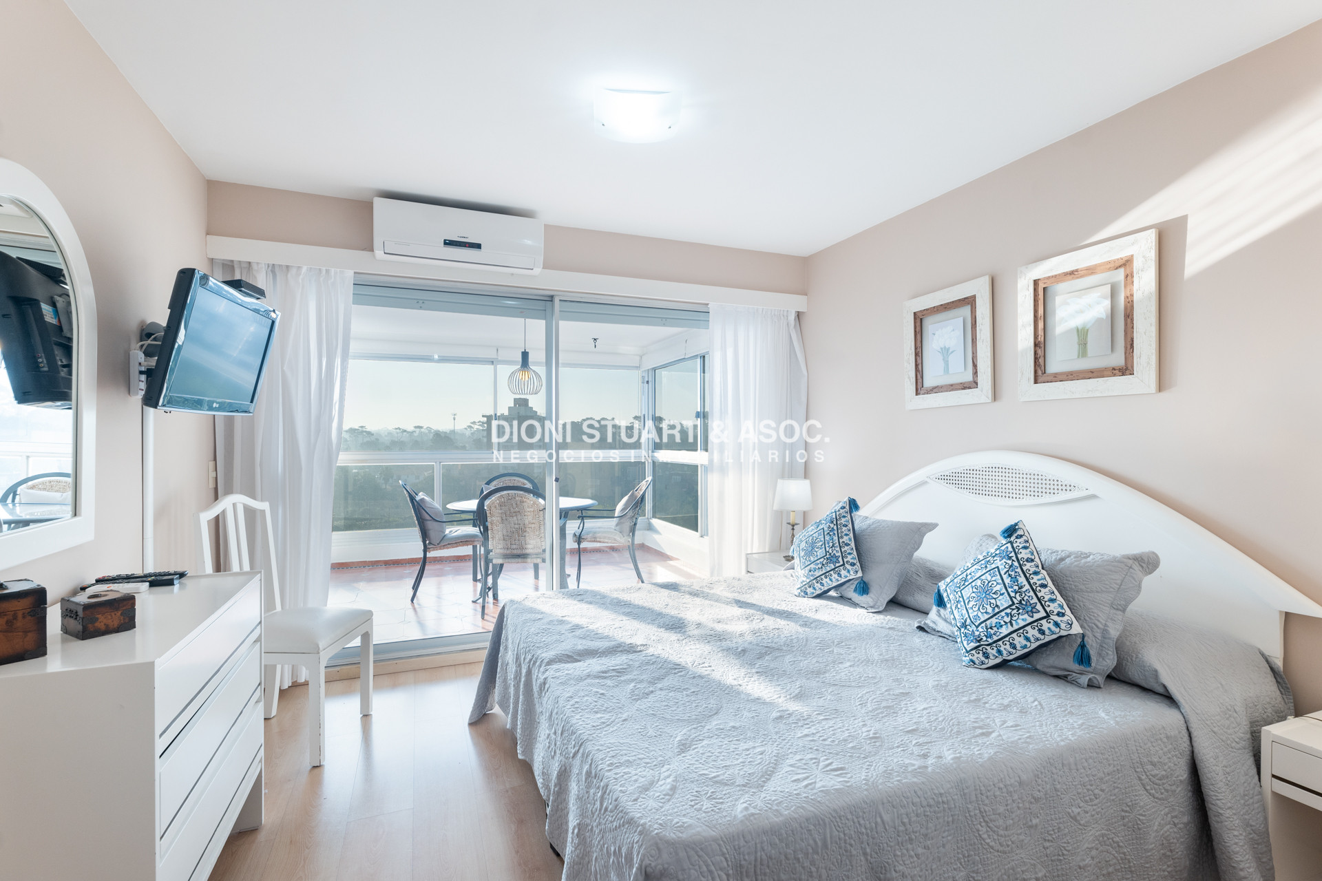 Apartamento ID.717 - Alquiler de Temporada - 2 Dormitorios y Dependencia - Complejo Lincoln Center - Todos Los Amenities