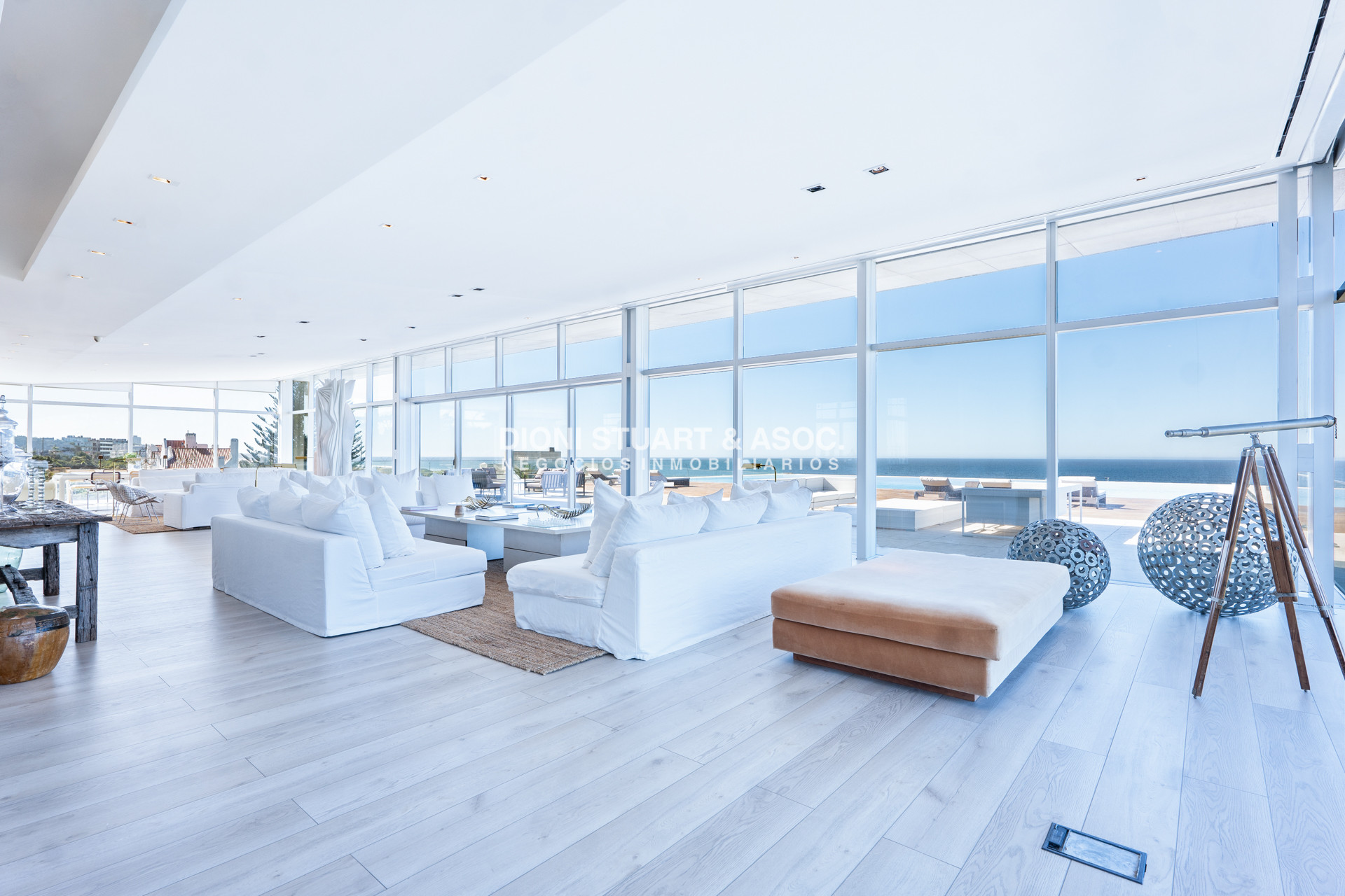 Apartamento ID.1073 - VENTA APARTAMENTO - EDIFICIO ACQUA - 4 SUITES + DEPENDENCIA