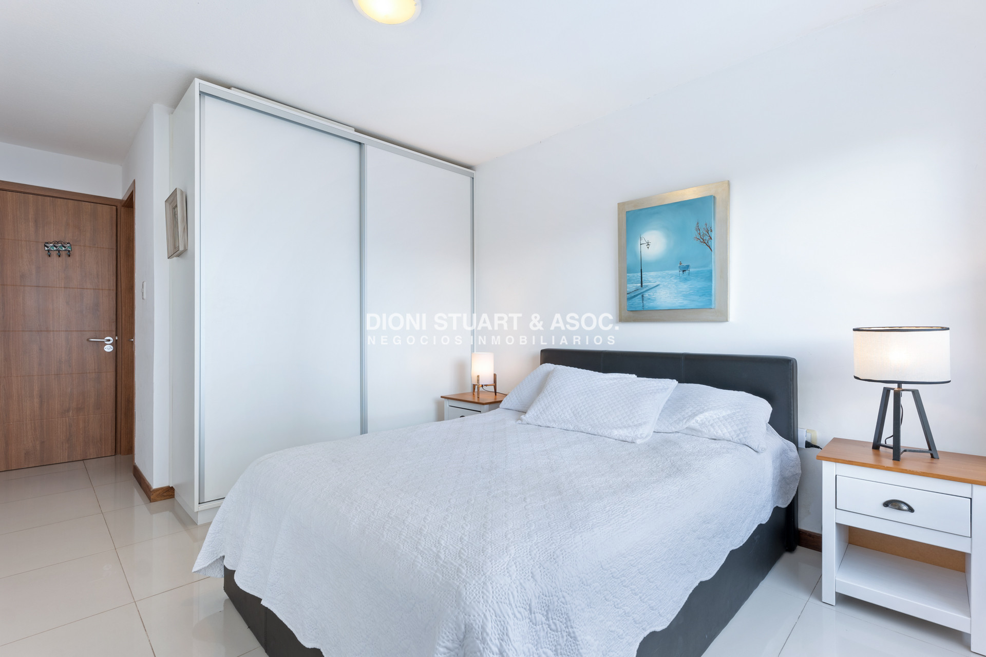 Apartamento ID.488 - Oportunidad - Apartamento Primera Linea Mansa - Con Parrillero -  2 Dormitorios