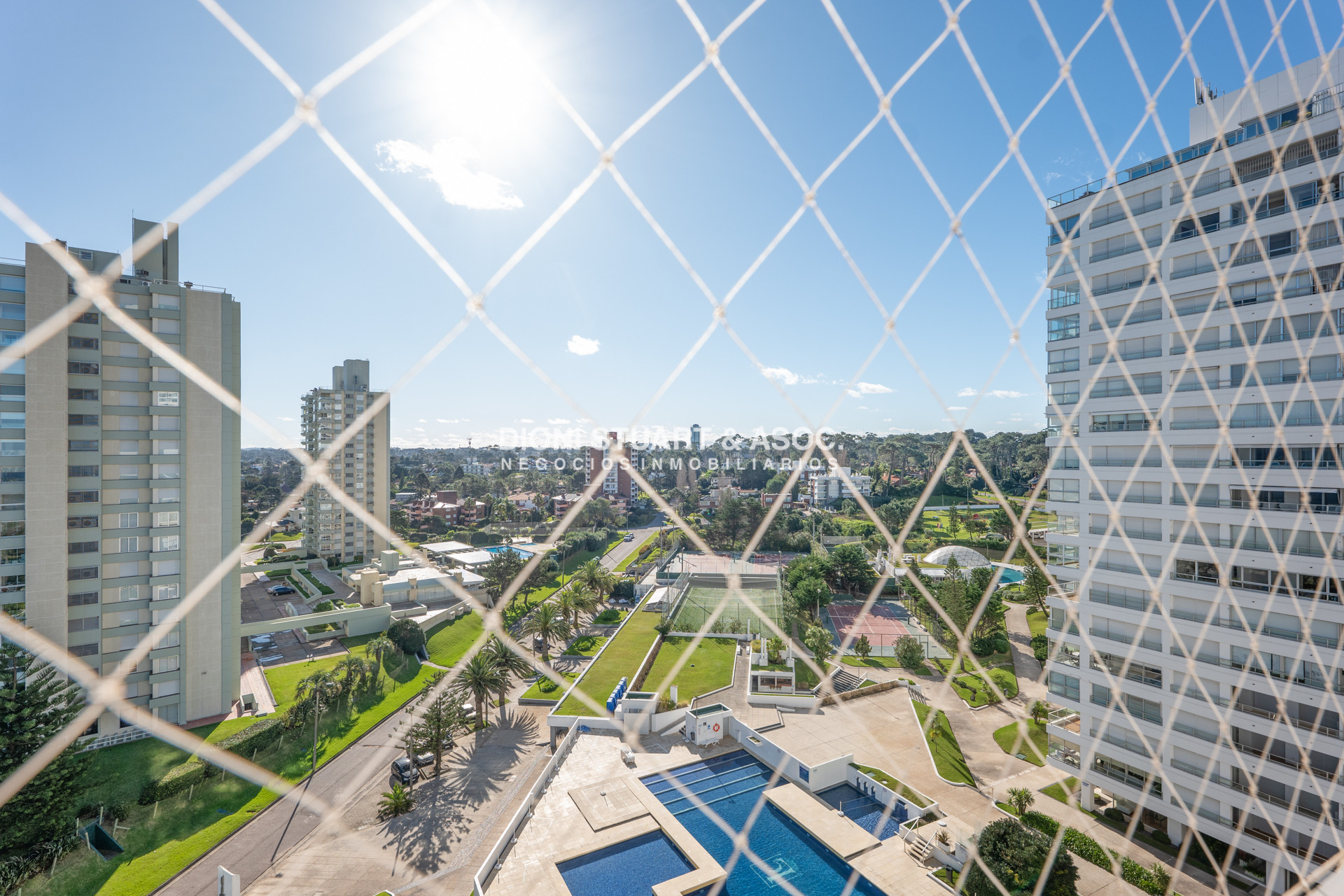 Apartamento ID.690 - APARTAMENTO DE 3 DORMITORIOS FRENTE AL MAR EN ALQUILER COMPLEJO LINCOLN CENTER TORRE WASHINGTON