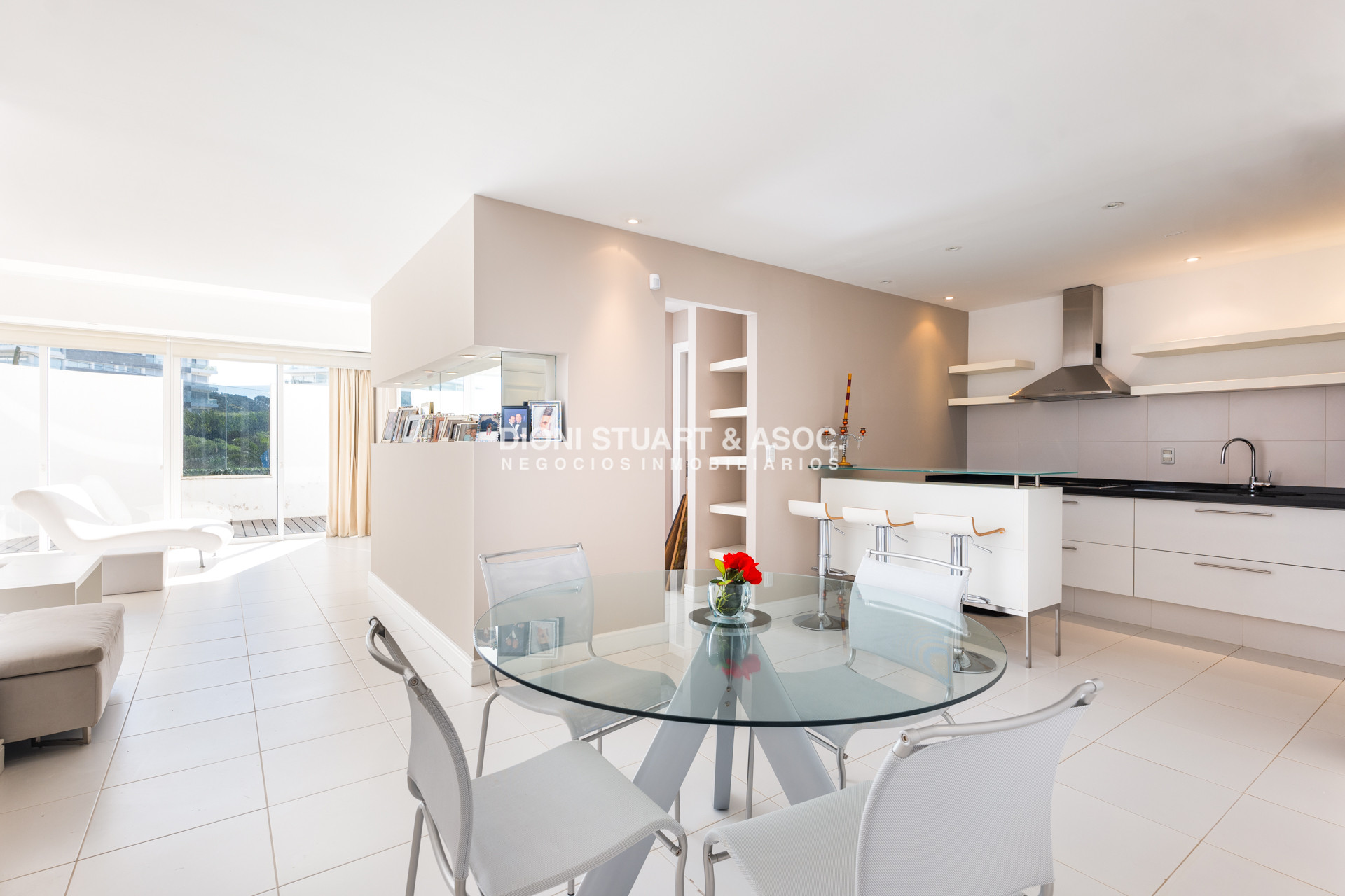 Apartamento ID.757 - PENT HOUSE EN VENTA PRIMERA LINEA BRAVA - EDIF. AGUAS AZULES - 5 DORM EN SUITE