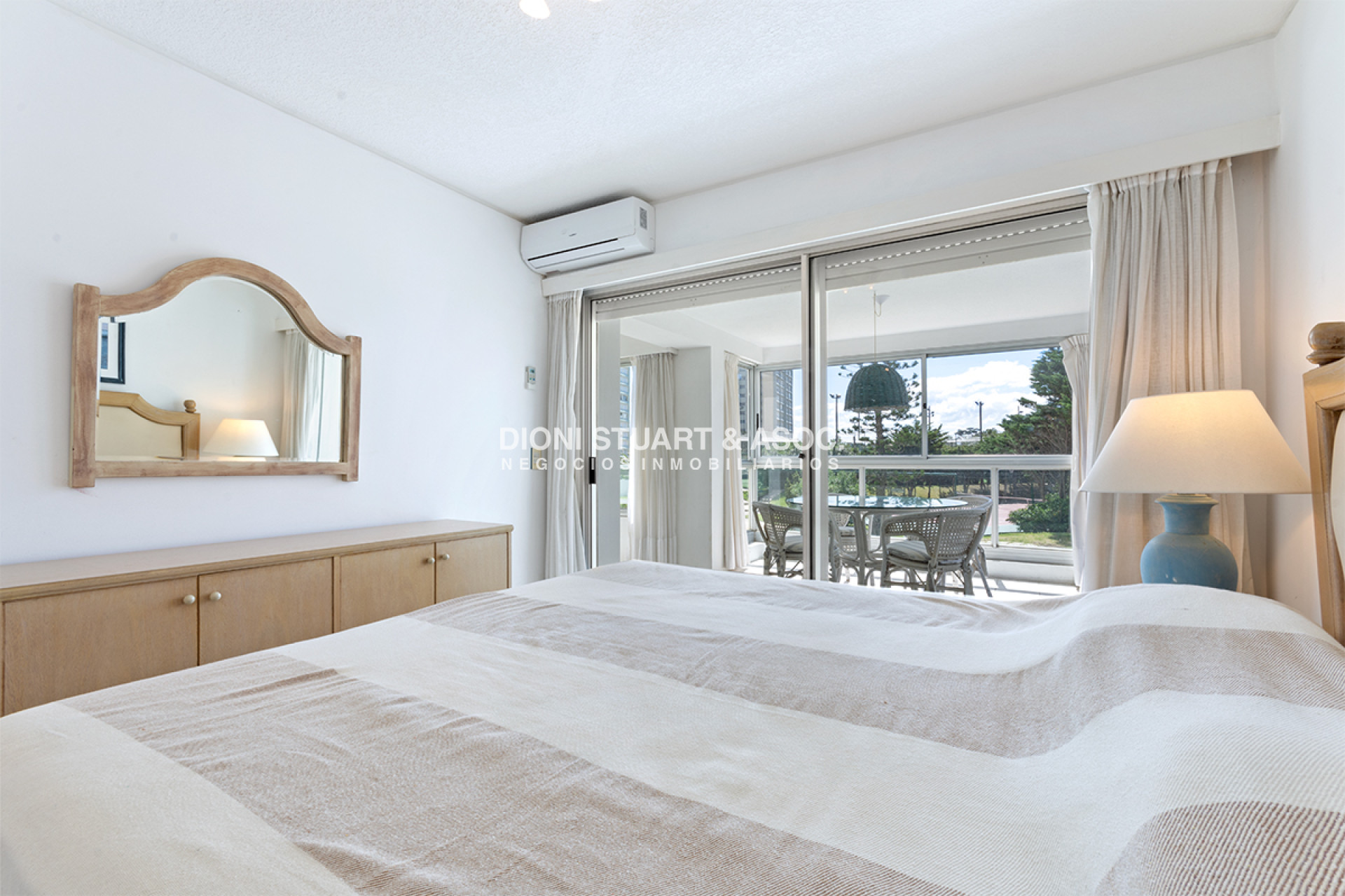 Apartamento ID.533 - Torre Jefferson - 2 Dormitorios y Dependencia - Complejo Lincoln Center