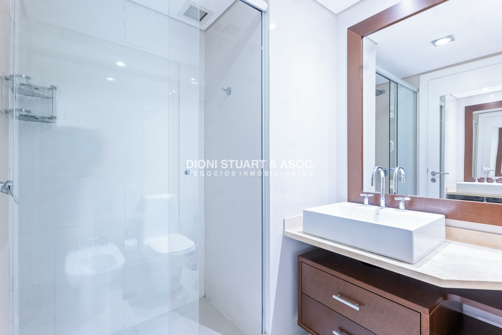 Apartamento ID.1082 - ALQUILER TEMPORADA - ANUAL O INVERNAL - APARTAMENTO EN TORRE AQUARELA - 3 DORMITORIOS EN SUITE - PLAYA MANSA