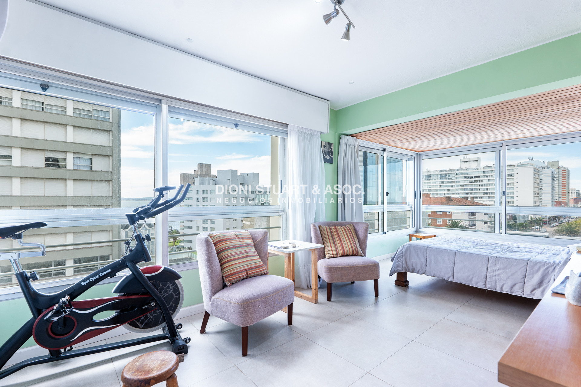 Apartamento ID.1116 - VENTA APARTAMENTO EN LA PENINSULA 2 DORMITORIOS VISTA AL PUERTO - TORRE VERONA