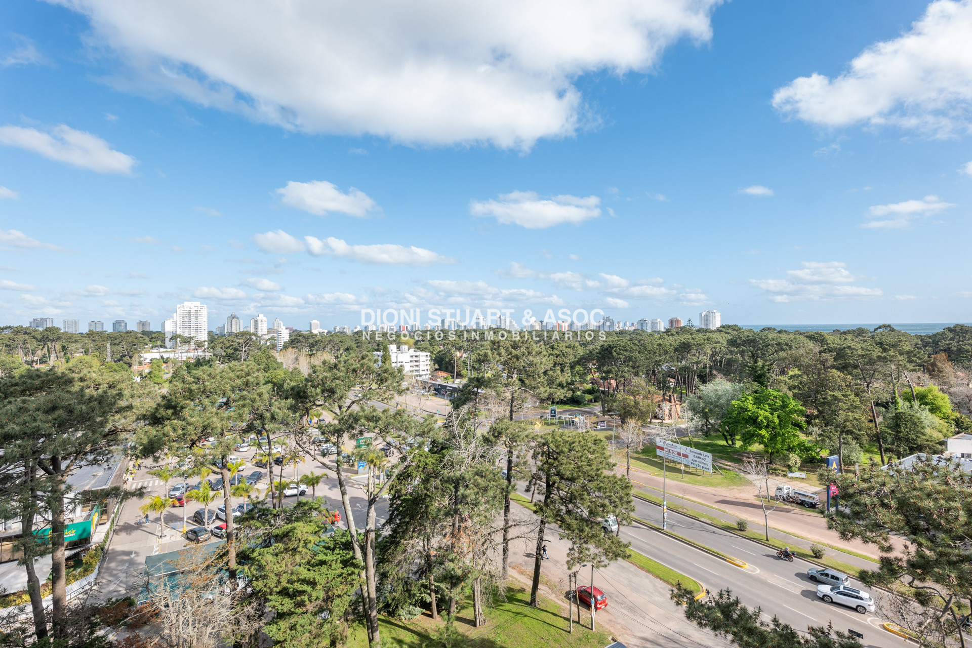 Apartamento ID.778 - Apartamento en Venta en Oportunidad - Roosevelt Center - 3 Dormitorios - Reciclado
