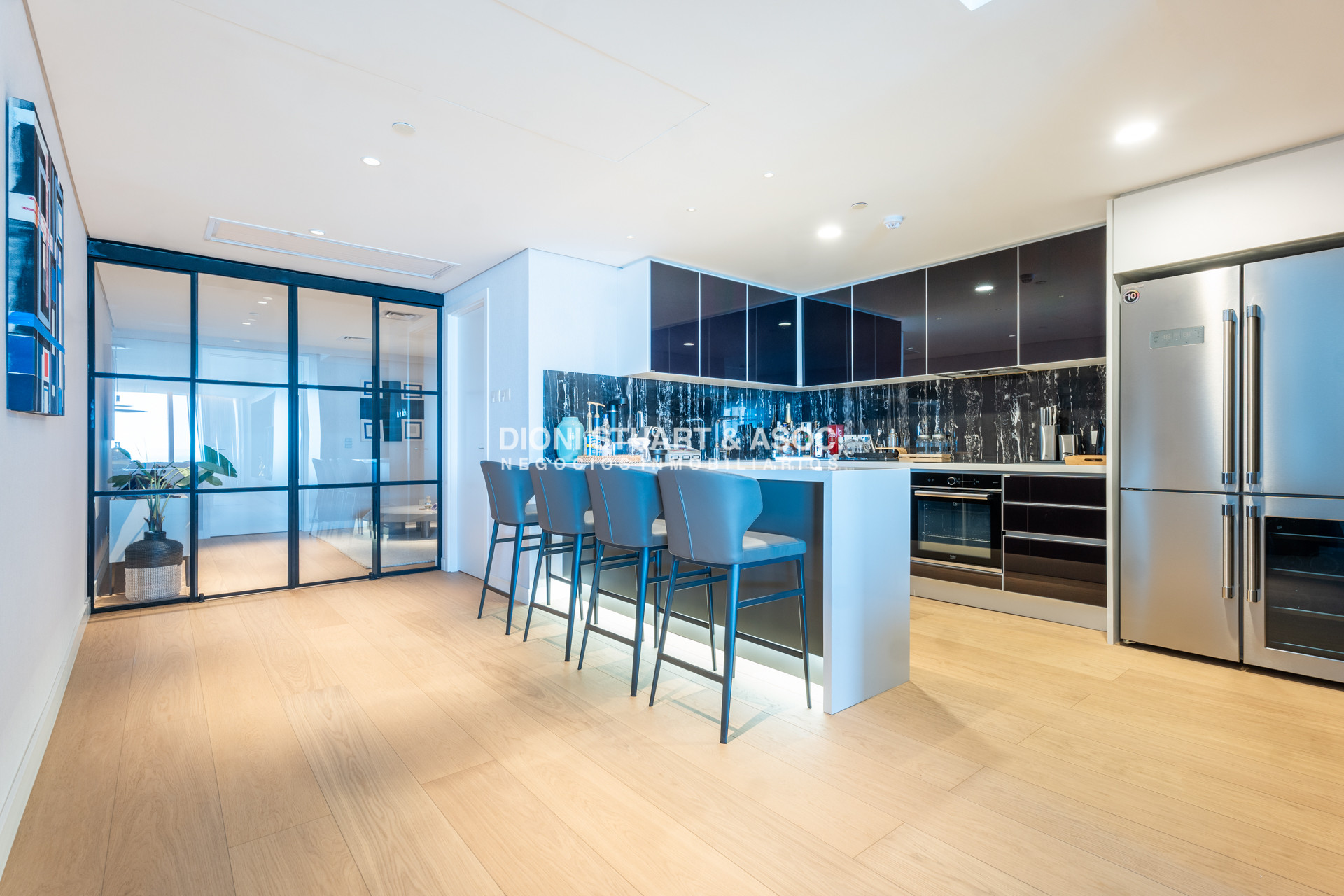 Apartamento ID.1121 - TRUMP UNIFICADO - 4 SUITES + DEPENDENCIA