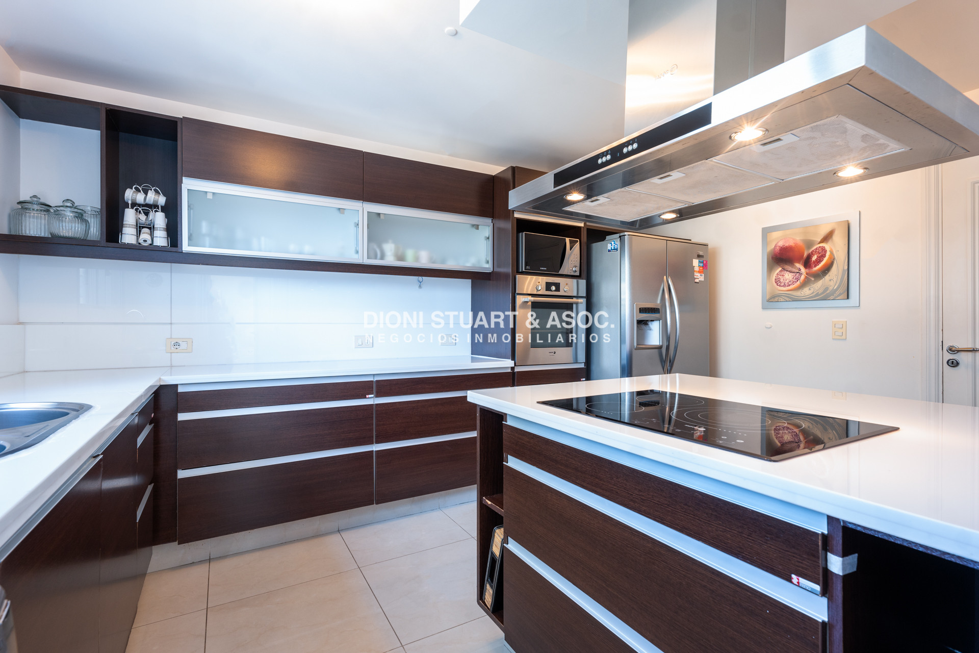 Apartamento ID.984 - IMPERIALE II ESQUINERO APARTAMENTO EN VENTA - 3 DORMITORIOS EN SUITE + DEPENDENCIA