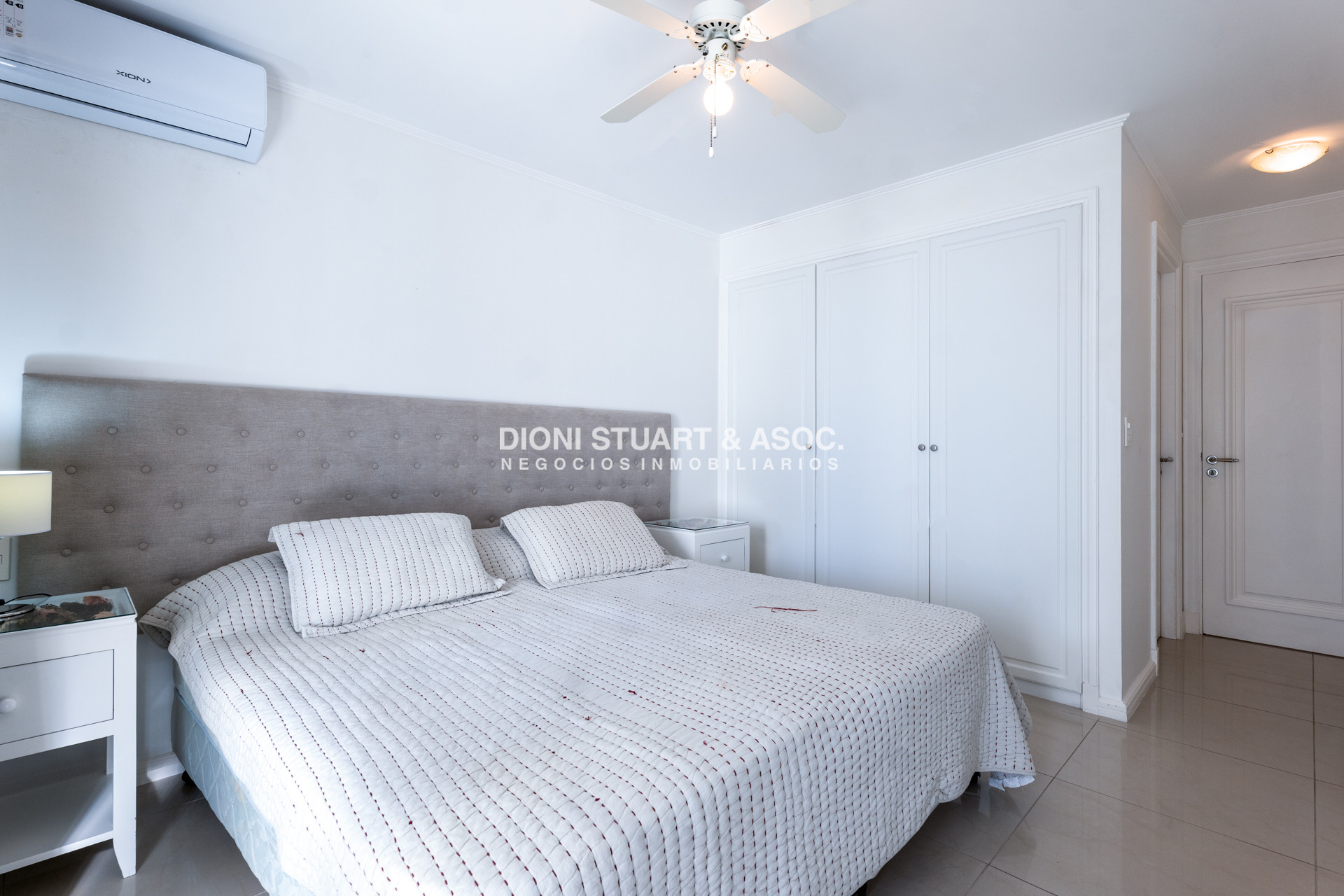 Apartamento ID.984 - IMPERIALE II ESQUINERO APARTAMENTO EN VENTA - 3 DORMITORIOS EN SUITE + DEPENDENCIA