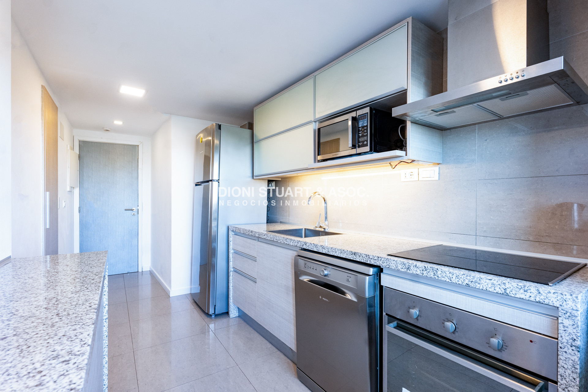 Apartamento ID.1114 - VENTA APARTAMENTO 3 DORMITORIOS EN SUITE - ALEXANDER BOULEVARD ESQUINERO 