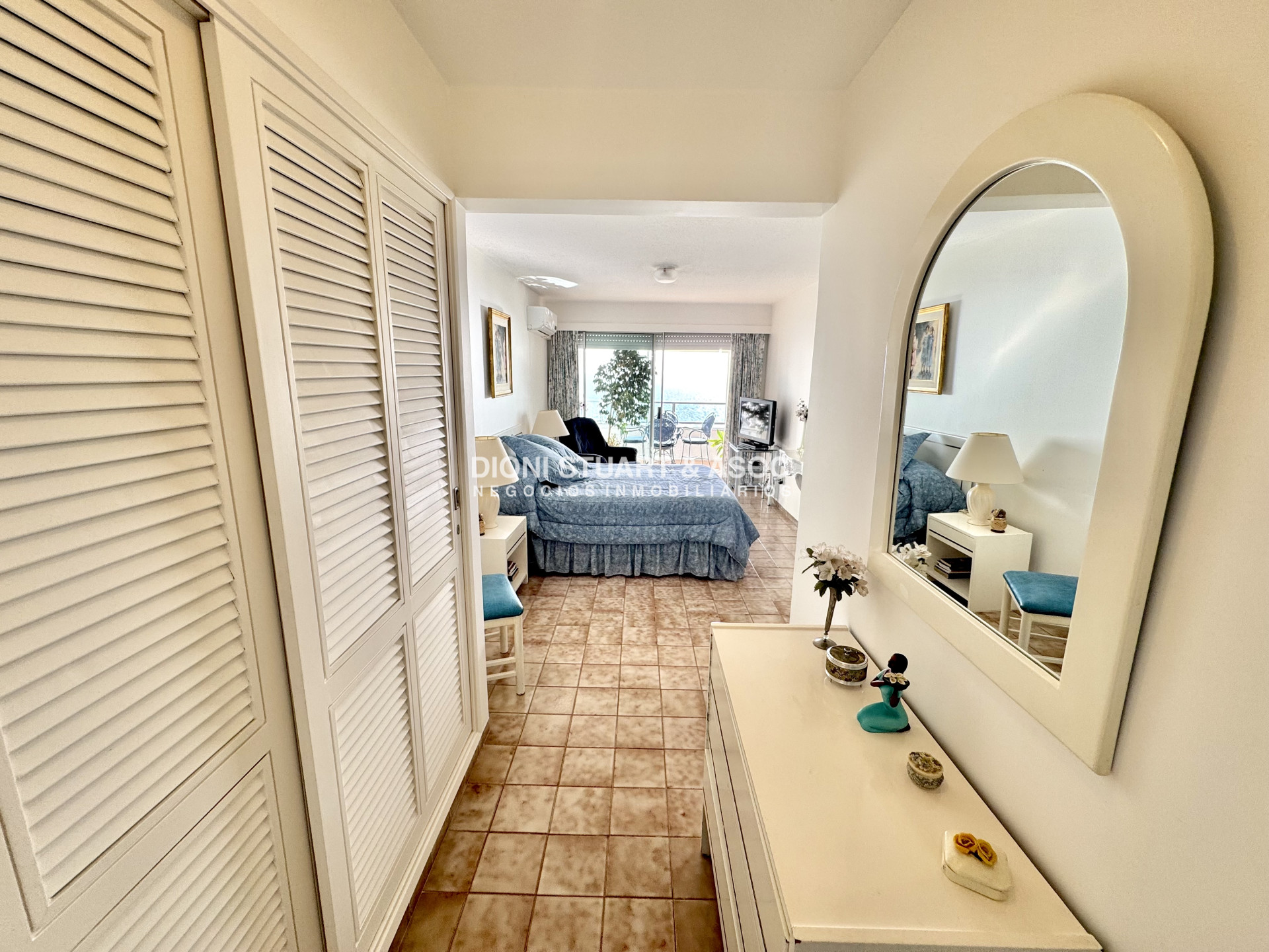 Apartamento ID.1135 - ALQUILER DE TEMPORADA 2 DORMITORIOS Y MEDIO PLAYA MANSA - COMPLEJO LINCOLN CENTER
