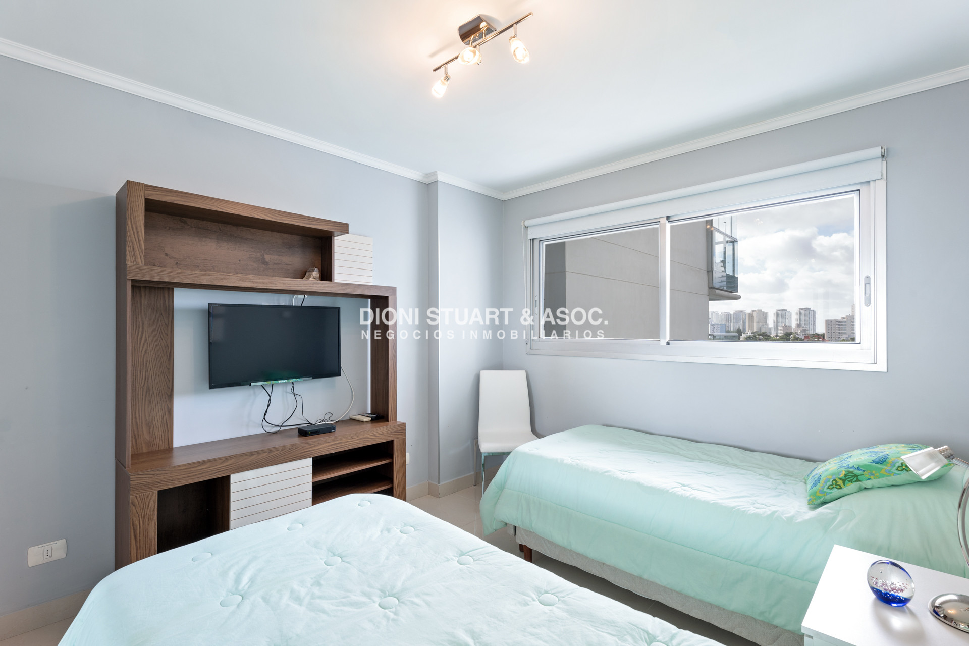 Apartamento ID.660 - Alquiler Anual o Invernal - Temporada  - Miami Boulevard I - 2 Dormitorios - Todos los Amenities - Playa Mansa