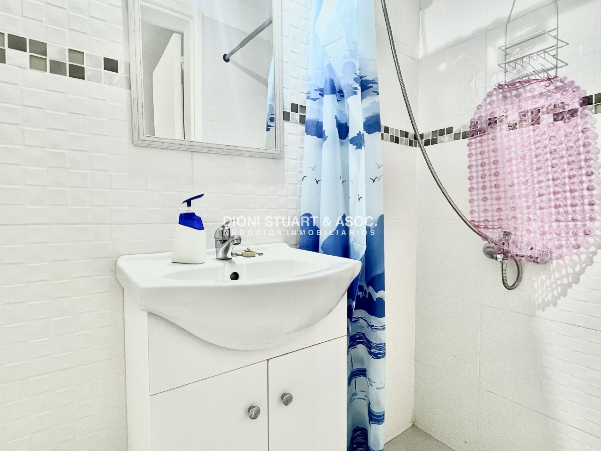 Apartamento ID.319 - Complejo Lincoln Center - En Venta - 2 Dorm + Dependencia - Playa Mansa