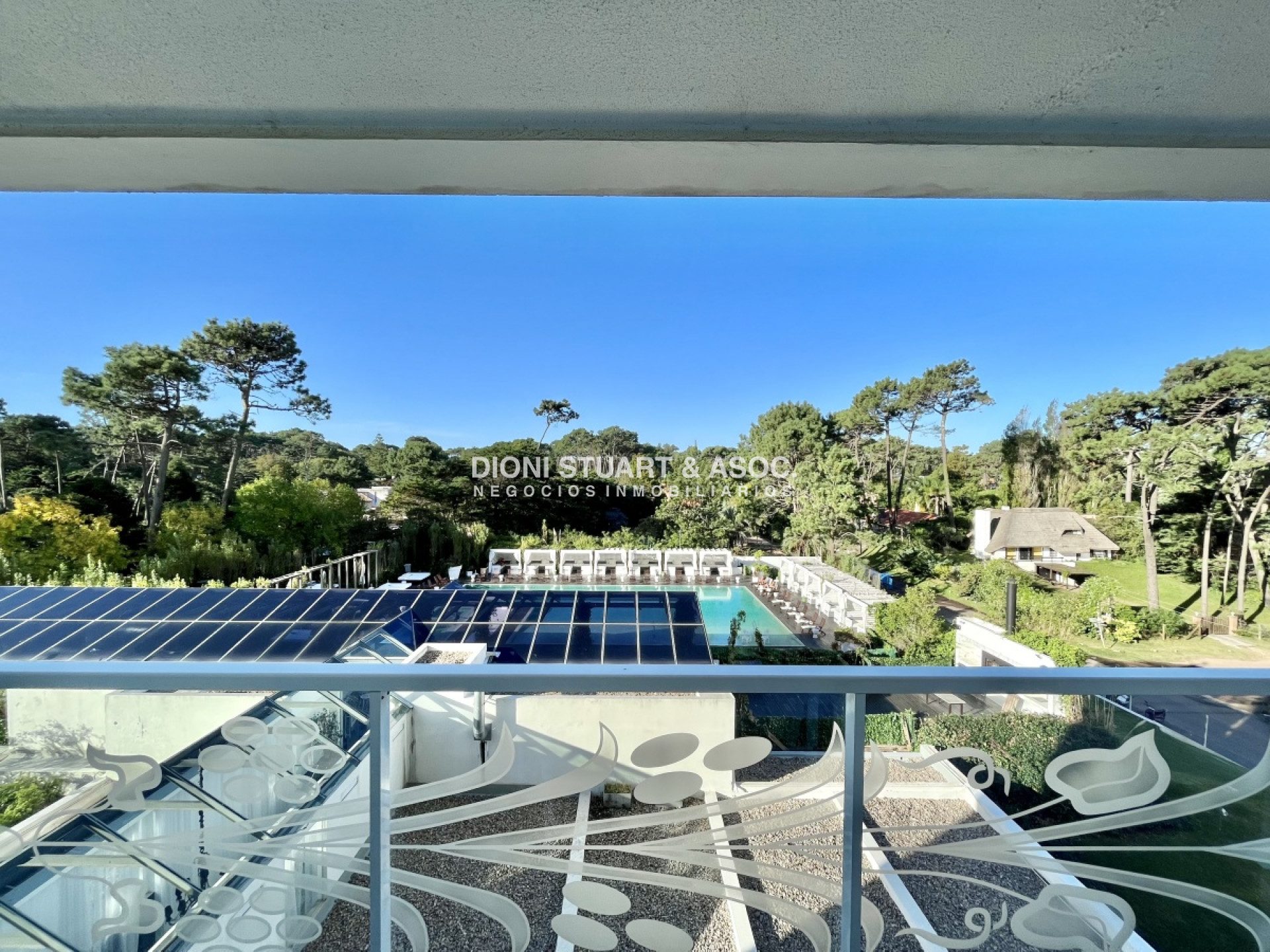 Apartamento ID.143 - Torre YOO - 2 Dorms - Vista al Bosque