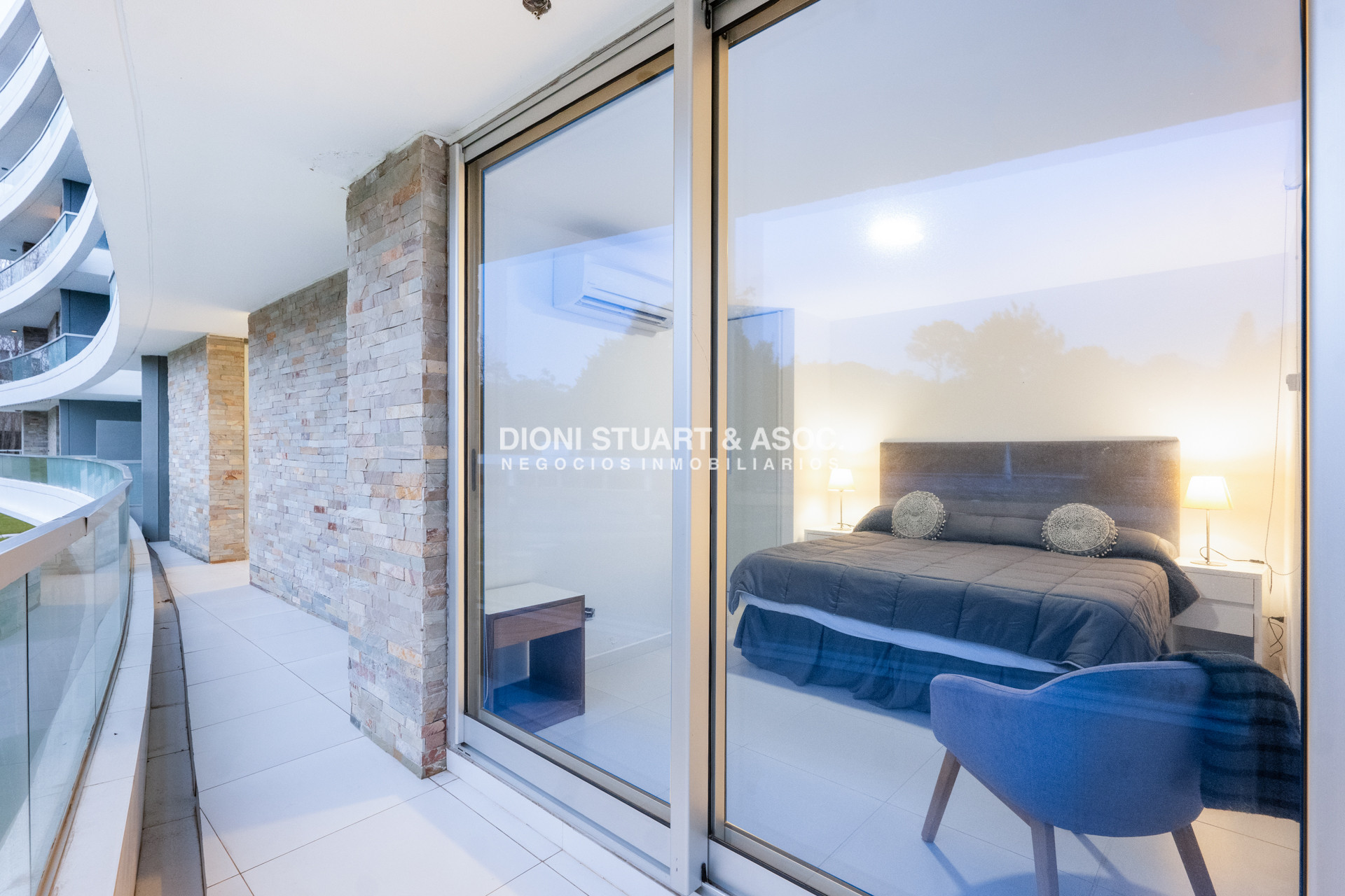 Apartamento ID.1022 - APARTAMENTO EN VENTA - LUMIERE - 3 DORMITORIOS EN SUITE + DEP. SERV - PLAYA MANSA