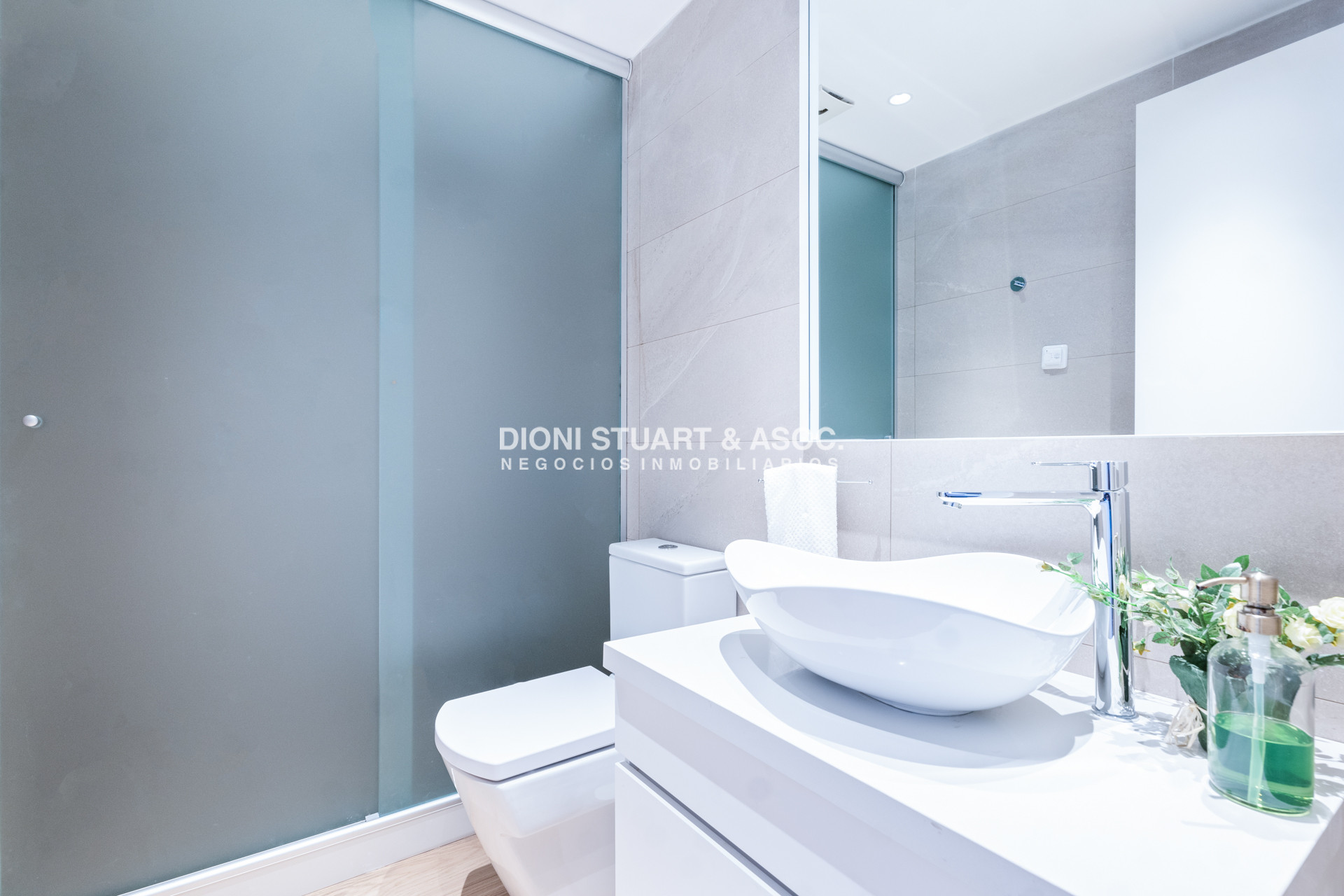 Apartamento ID.1121 - TRUMP UNIFICADO - 4 SUITES + DEPENDENCIA