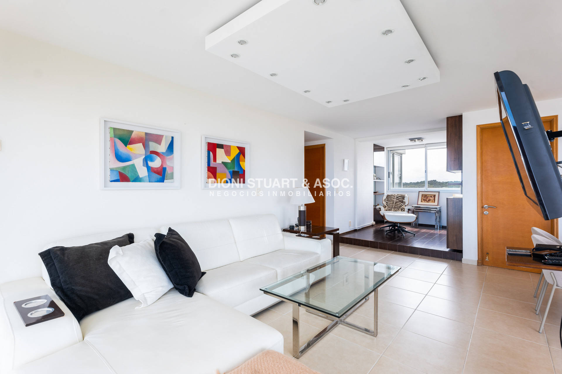 Apartamento ID.790 - Apartamento en Venta - 3 Dormitorios en Suite - Sea & Forest - Playa Mansa