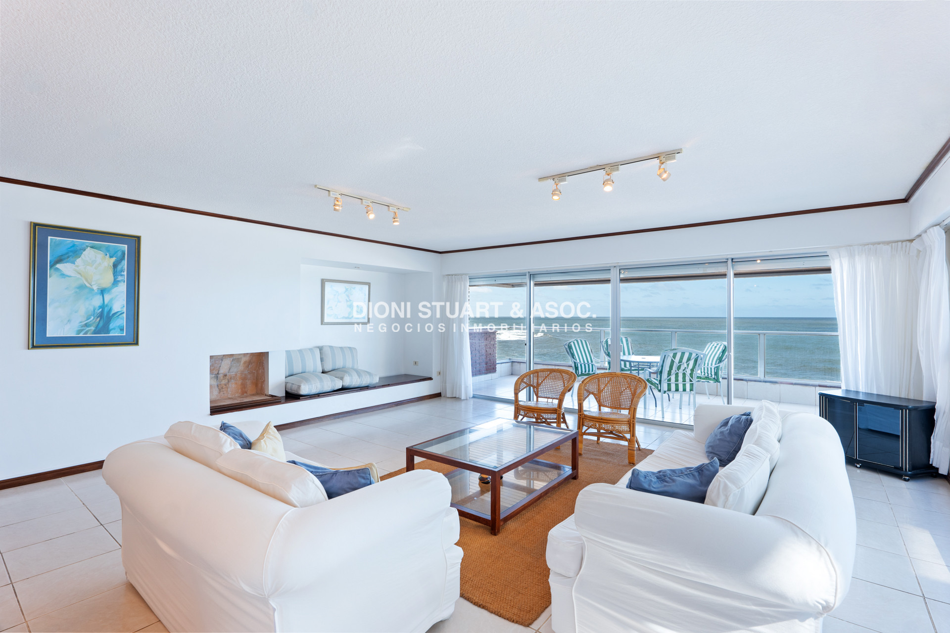 Apartamento ID.748 - Edificio Carmel - Apartamento de 3 Dorm y Dependencia - Punta del Este