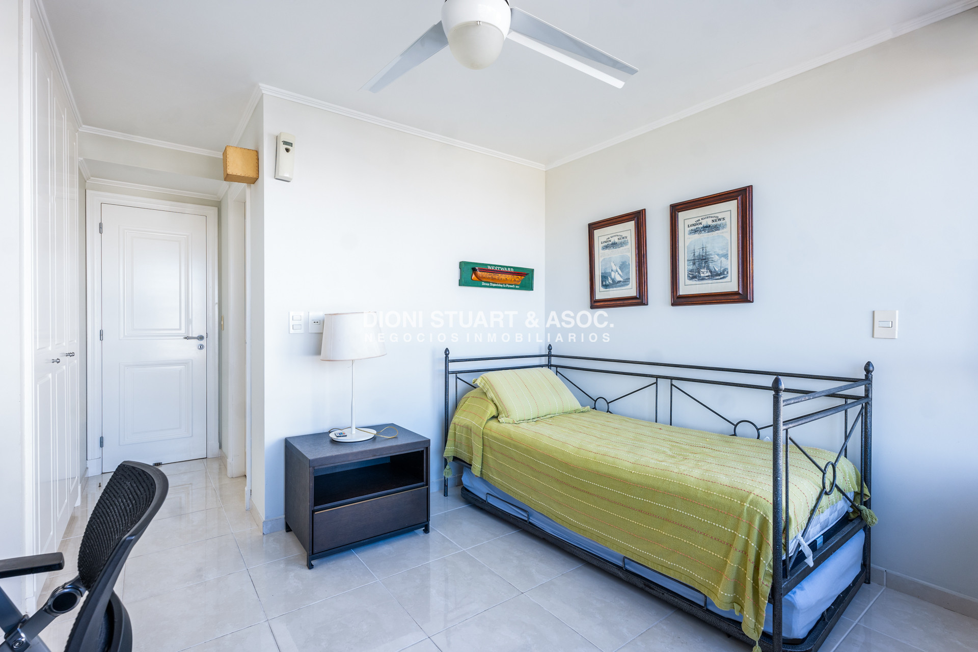 Apartamento ID.949 - DEPARTAMENTO ESQUINERO EN VENTA EN MILLENIUM TOWER PLAYA MANSA - 3 DORMITORIOS EN SUITE + DEPENDENCIA