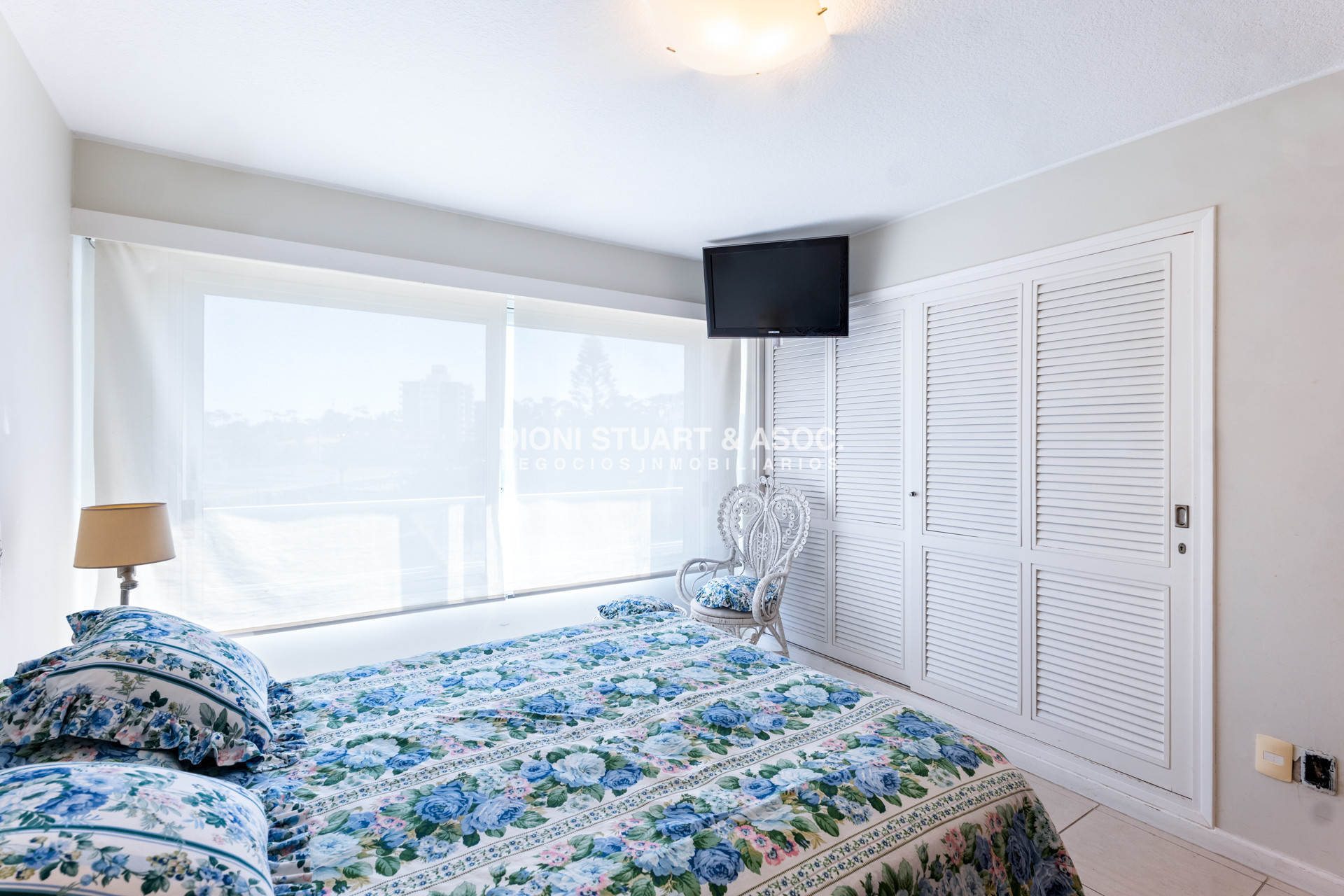 Apartamento ID.768 - DEPARTAMENTO EN VENTA FRENTE AL MAR EN TORRE JEFFERSON - 3 DORMITORIOS + DEPENDENCIA -  RECICLADO - COMPLEJO LINCOLN CENTER