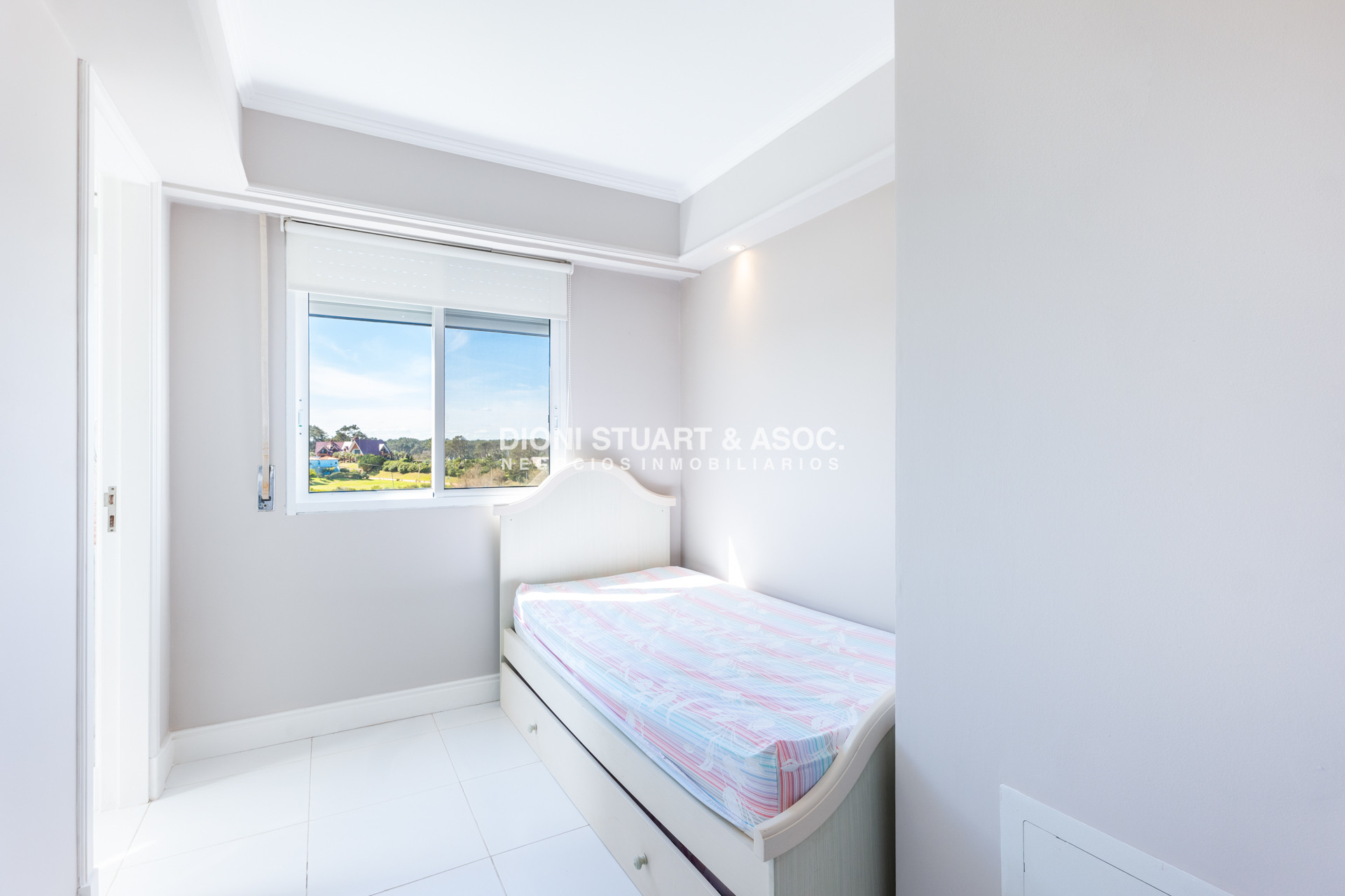 Apartamento ID.757 - PENT HOUSE EN VENTA PRIMERA LINEA BRAVA - EDIF. AGUAS AZULES - 5 DORM EN SUITE