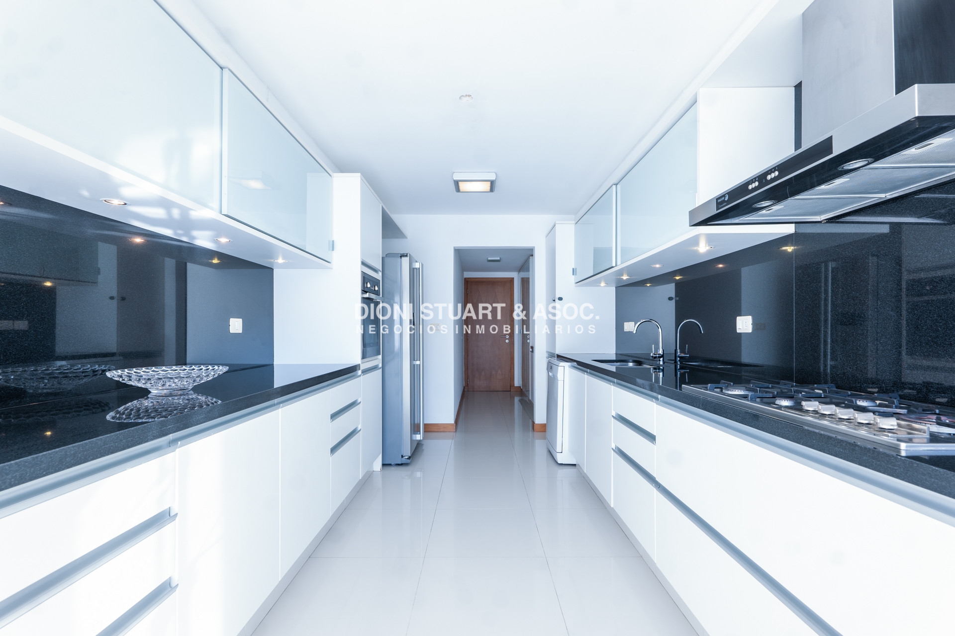 Apartamento ID.1072 - VENTA APARTAMENTO 3 DORMITORIOS EN SUITE + DEPENDENCIA - EDIFICIO INDIGO - PLAYA BRAVA - PUNTA DEL ESTE