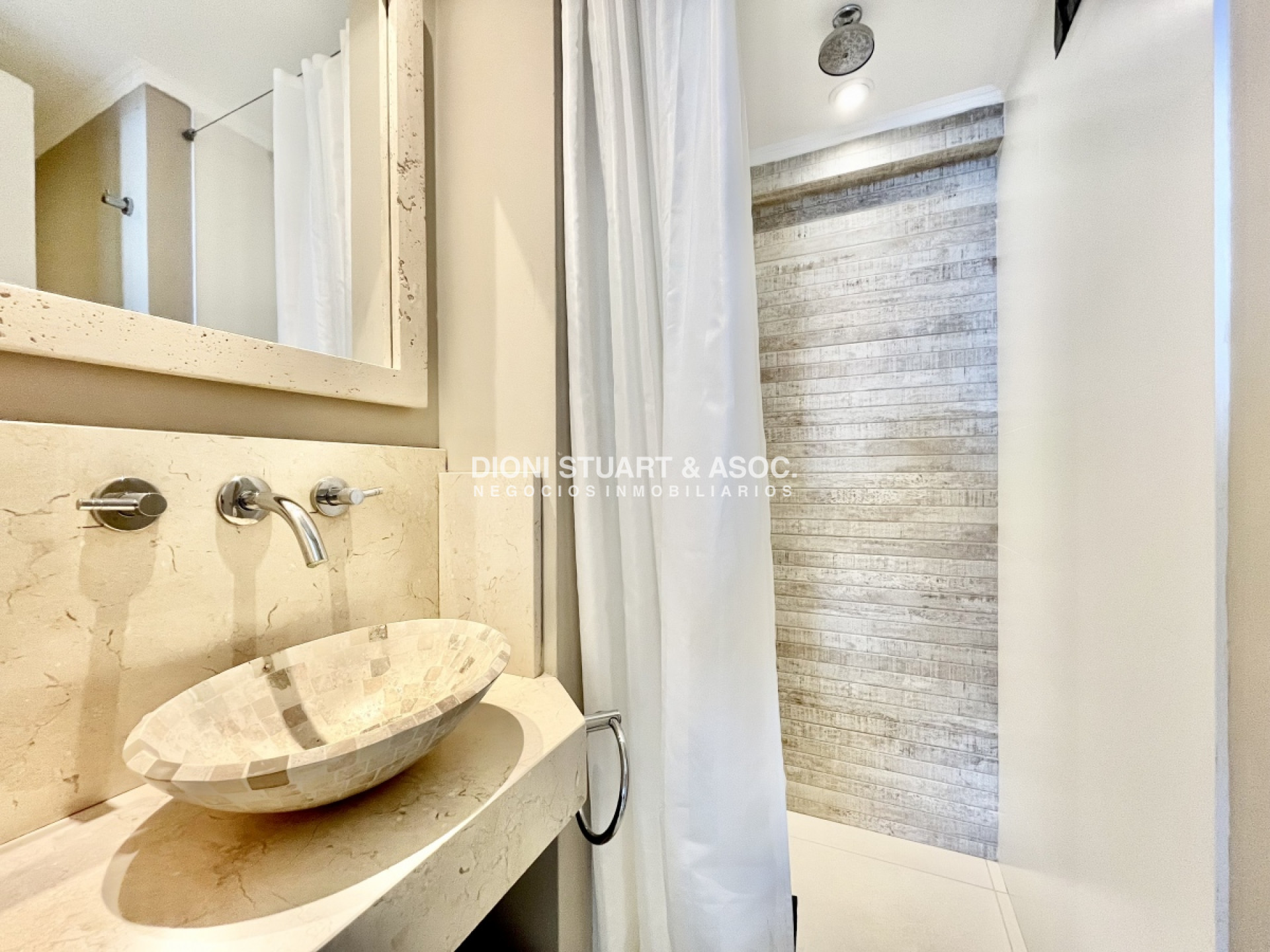 Apartamento ID.35 - Torre Washington En Venta - Complejo Lincoln Center - Totalmente Reciclado - 3 Dormitorios - Punta del Este