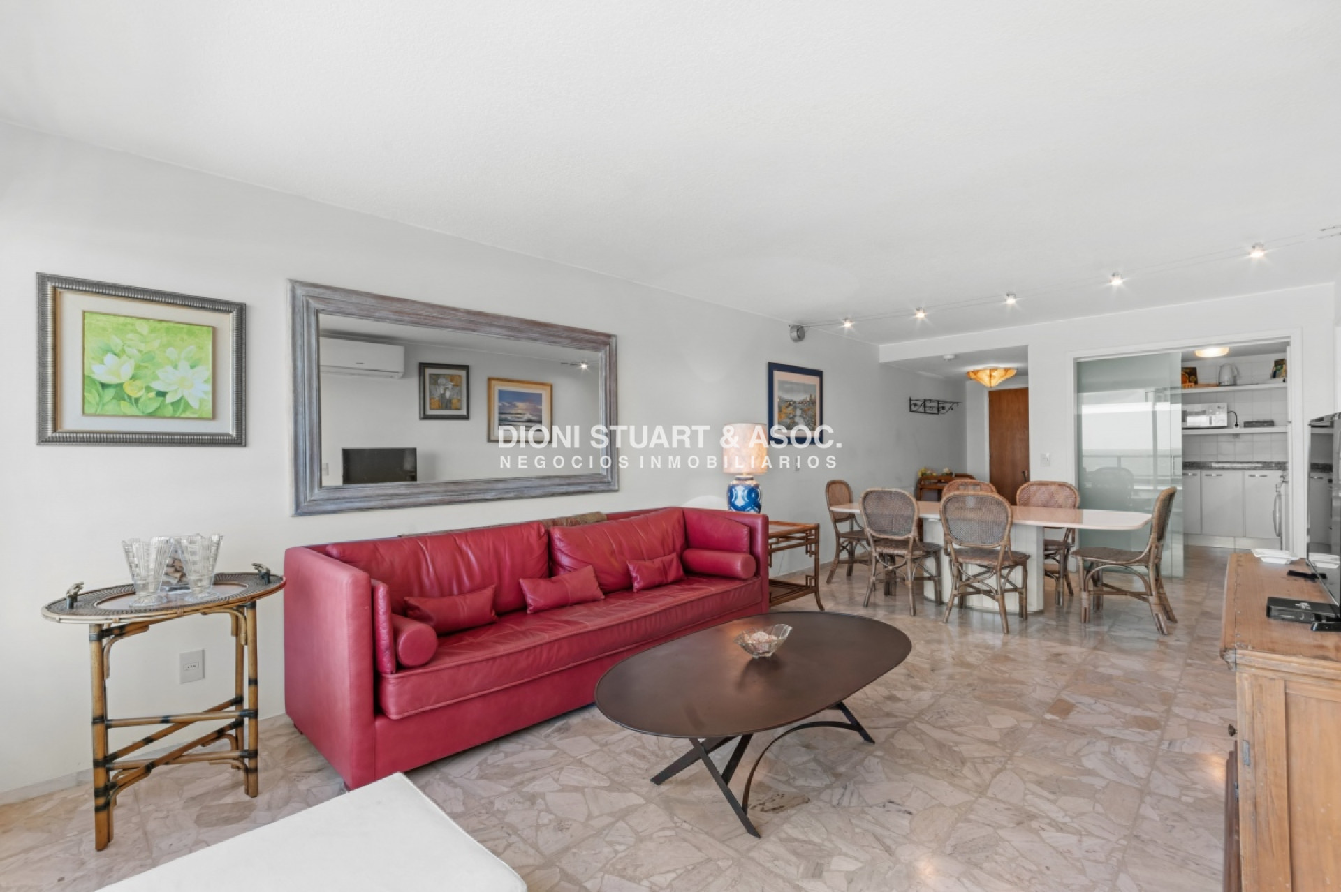 Apartamento ID.29 - 2 DORMITORIOS Y MEDIO APARTAMENTO EN ALQUILER DE VERANO FRENTE AL MAR TODOS LOS AMENITIES COMPLEJO LINCOLN CENTER