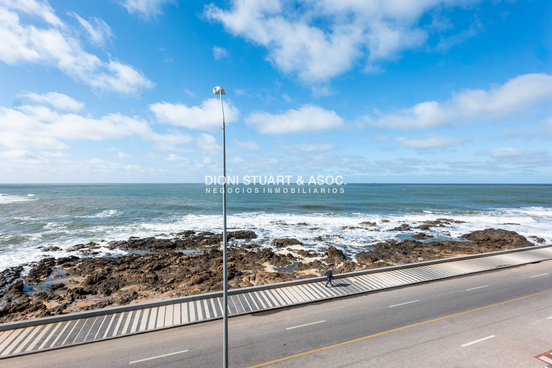 Apartamento ID.749 - Edificio Carmel - Apartamento de 3 Dorm y Dep. - Punta del Este