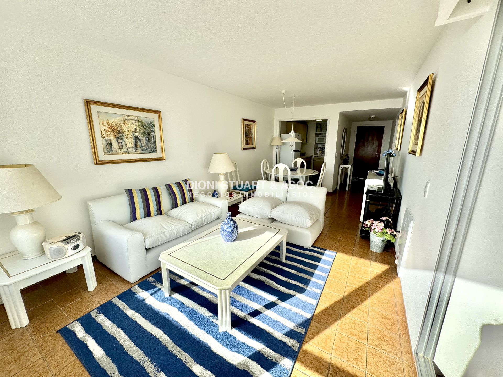 Apartamento ID.1135 - ALQUILER DE TEMPORADA 2 DORMITORIOS Y MEDIO PLAYA MANSA - COMPLEJO LINCOLN CENTER