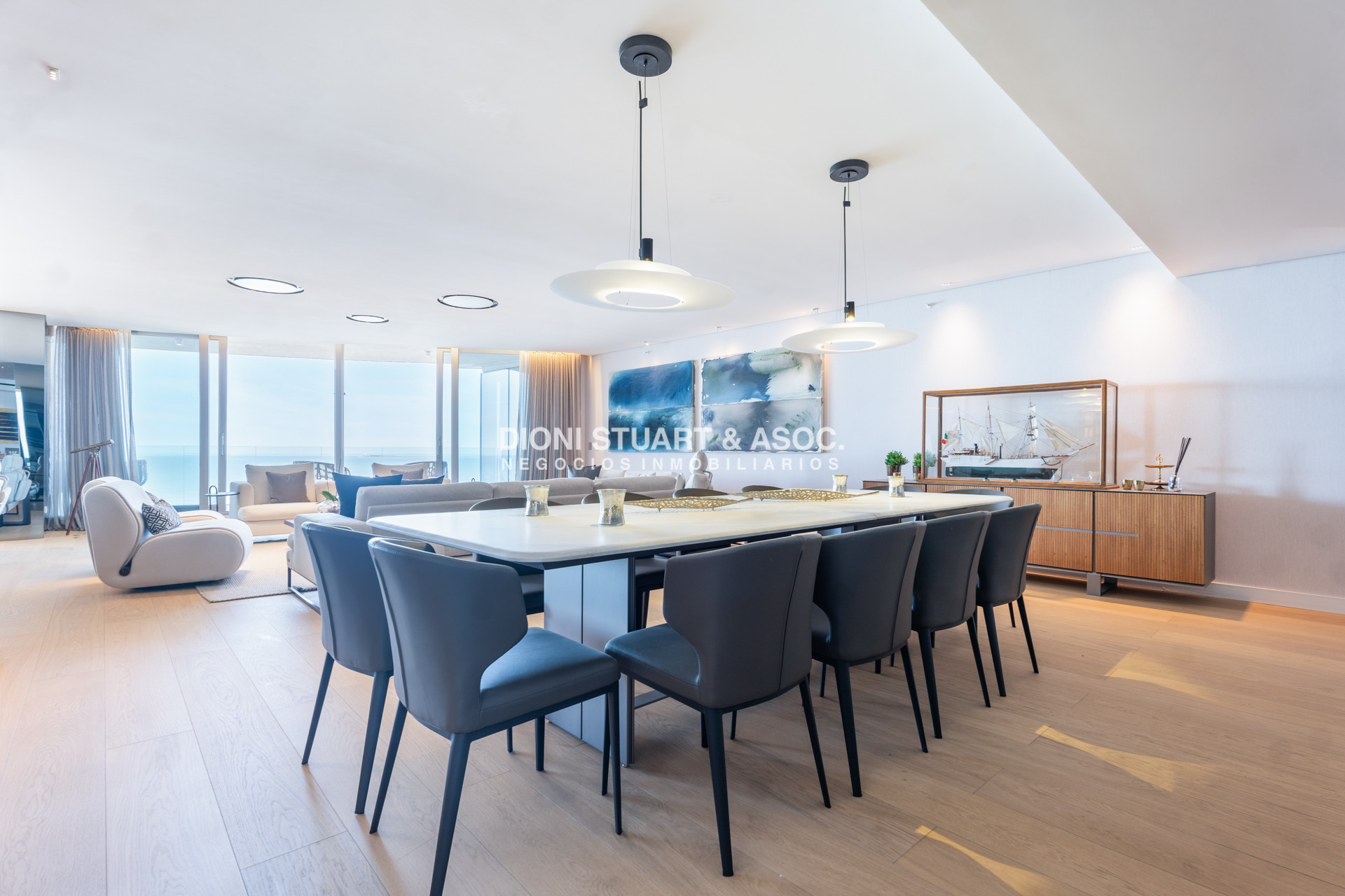 Apartamento ID.1121 - TRUMP UNIFICADO - 4 SUITES + DEPENDENCIA