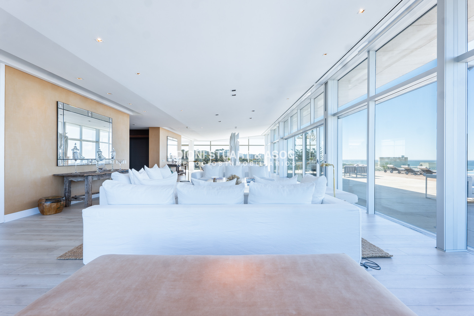 Apartamento ID.1073 - VENTA APARTAMENTO - EDIFICIO ACQUA - 4 SUITES + DEPENDENCIA
