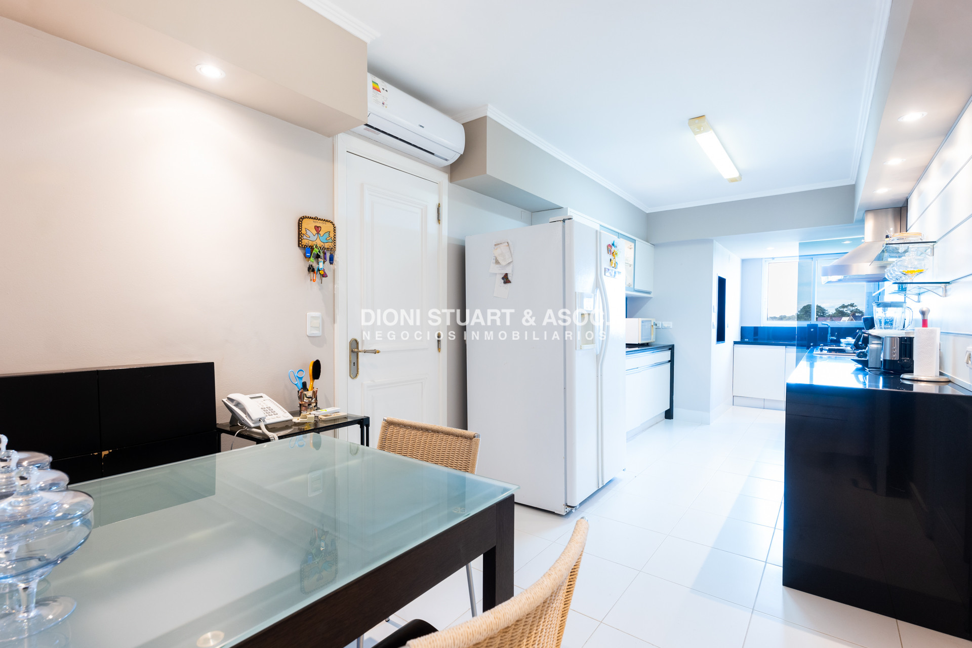 Apartamento ID.757 - PENT HOUSE EN VENTA PRIMERA LINEA BRAVA - EDIF. AGUAS AZULES - 5 DORM EN SUITE