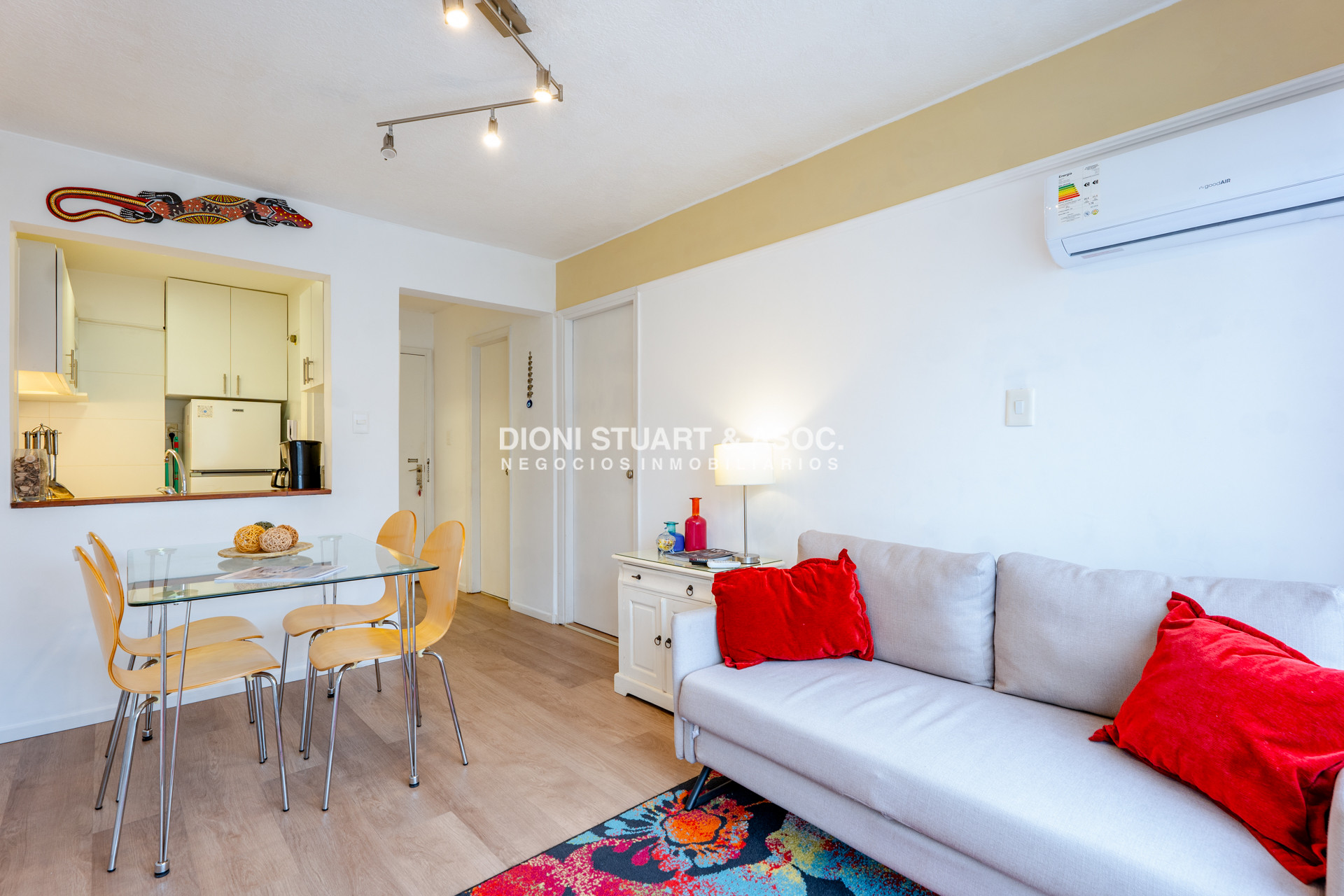Apartamento ID.987 - APARTAMENTO EN VENTA EN PUNTA DEL ESTE 1 DORMITORIO RECICLADO BAJAS EXPENSAS