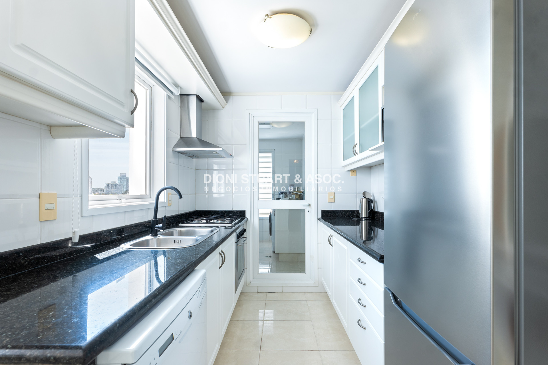 Apartamento ID.800 - MILLENIUM TOWER EN ALQUILER DE TEMPORADA - 3 DORMITORIOS EN SUITE + DEP. - LA MEJOR VISTA