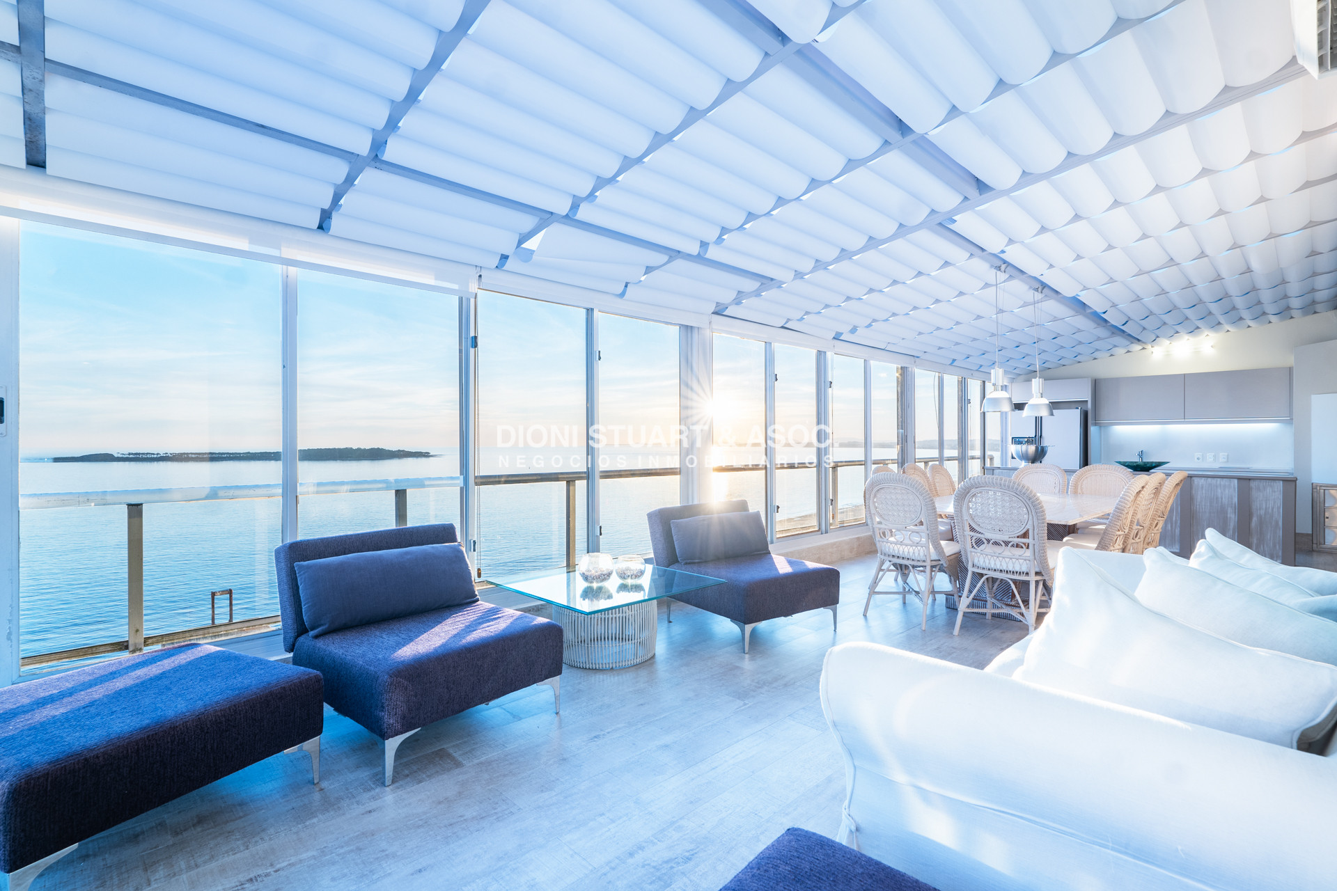 Apartamento ID.1055 - VENTA APARTAMENTO 6 DORMITORIOS - TEQUENDAMA I - PENT HOUSE DUPLEX - PLAYA MANSA 