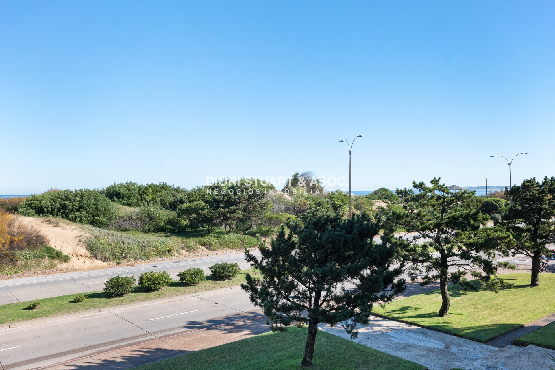Apartamento ID.688 - Apartamento en Oportunidad Frente al Mar - Euromar - 3 Dormitorios